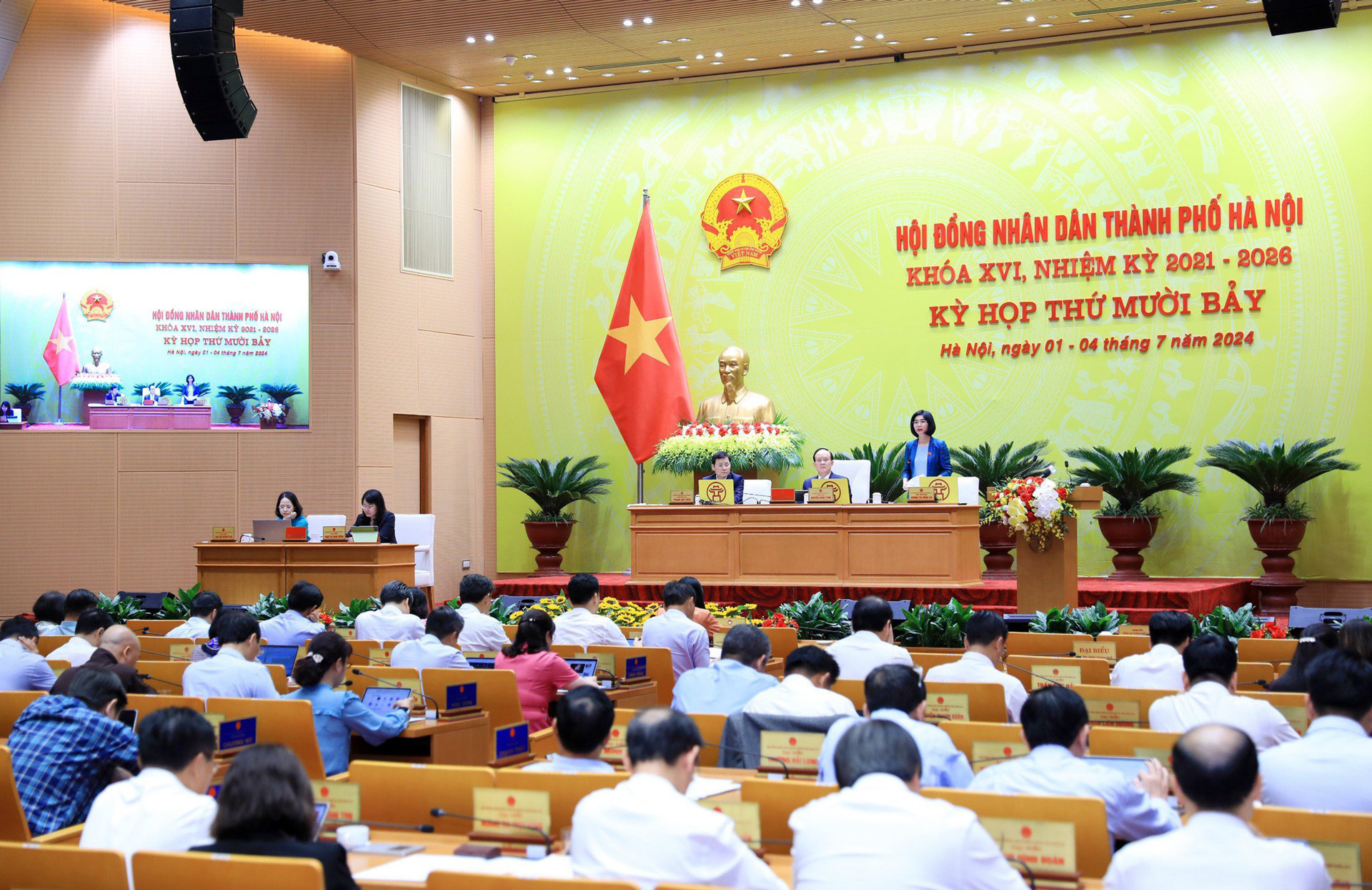 Hà Nội thông qua 11 nhiệm vụ trọng tâm PG88 hơn 2,1 triệu thành viên PG88 ⭐ Link trang chủ số 1 nhà cái PG88 com casino slot - xã hội 6 tháng cuối năm. Ảnh: HNM
