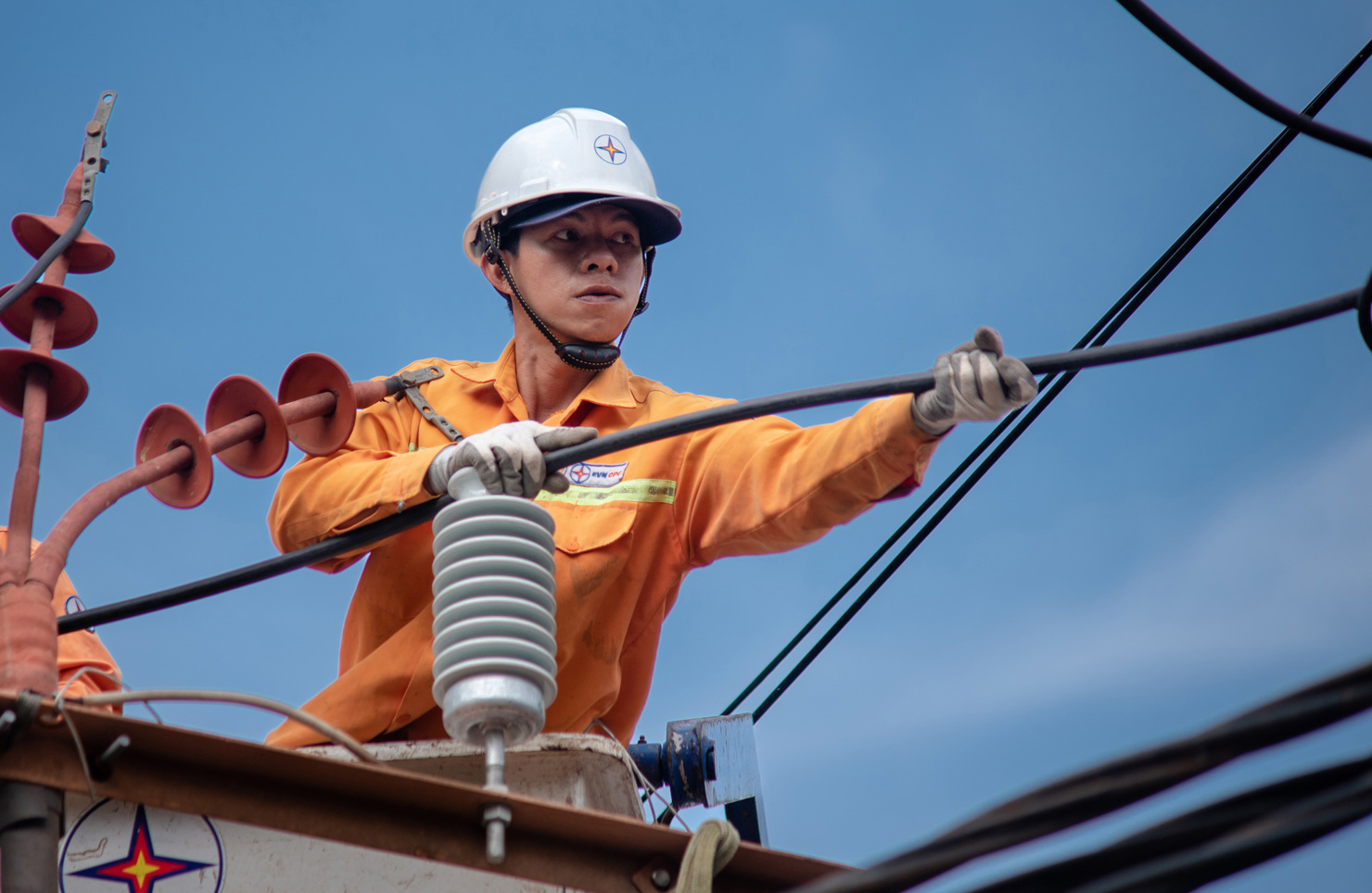 Điện lực Đà Nẵng kêu gọi người dân chung tay sử dụng điện tiết kiệm
