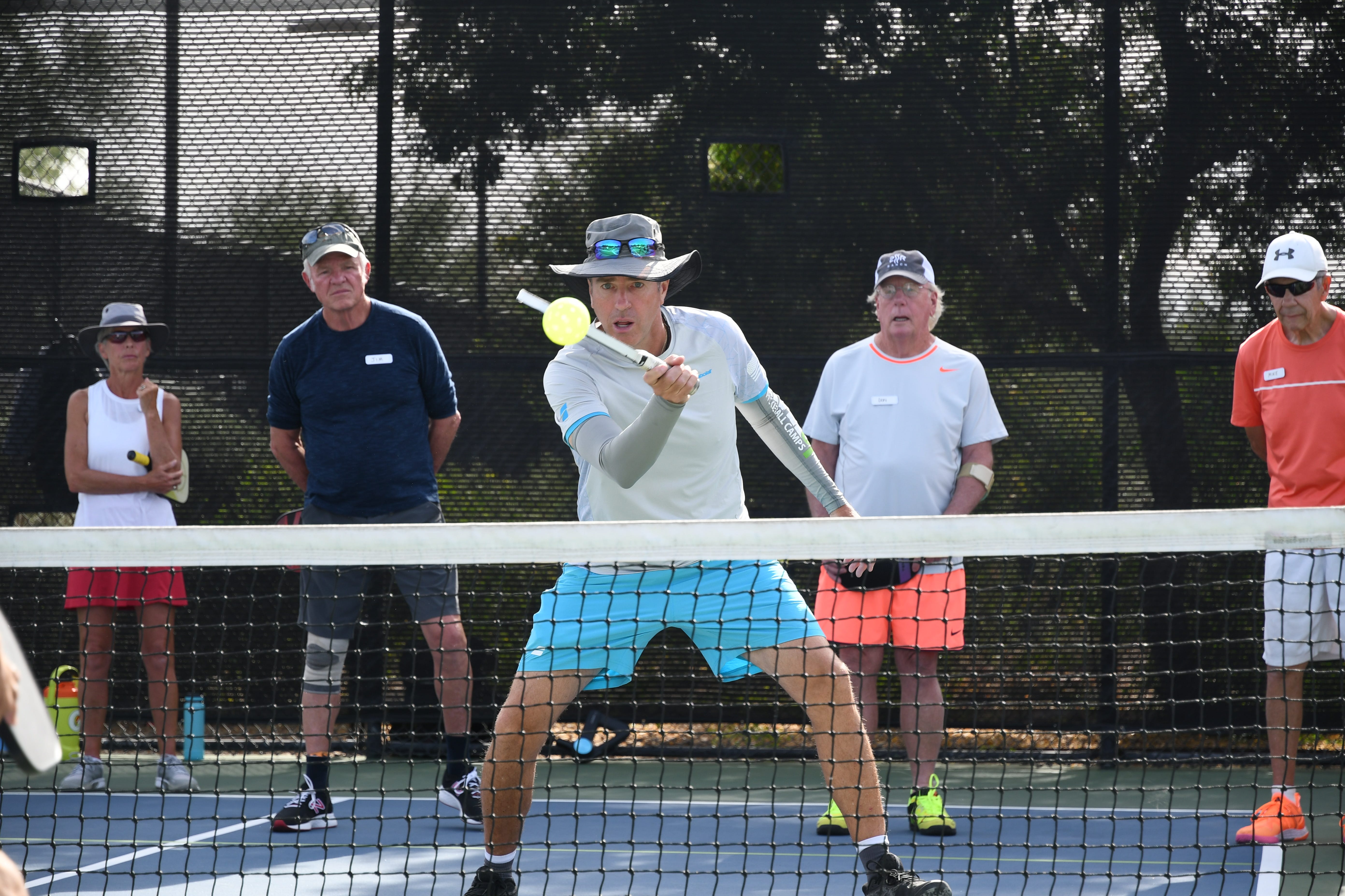 Pickleball đang l&agrave; m&ocirc;n thể thao được ưu ti&ecirc;n lựa chọn cho c&aacute;c hoạt động giao lưu, kết nối PG88 Uy Tín Số 1 Việt Nam.
