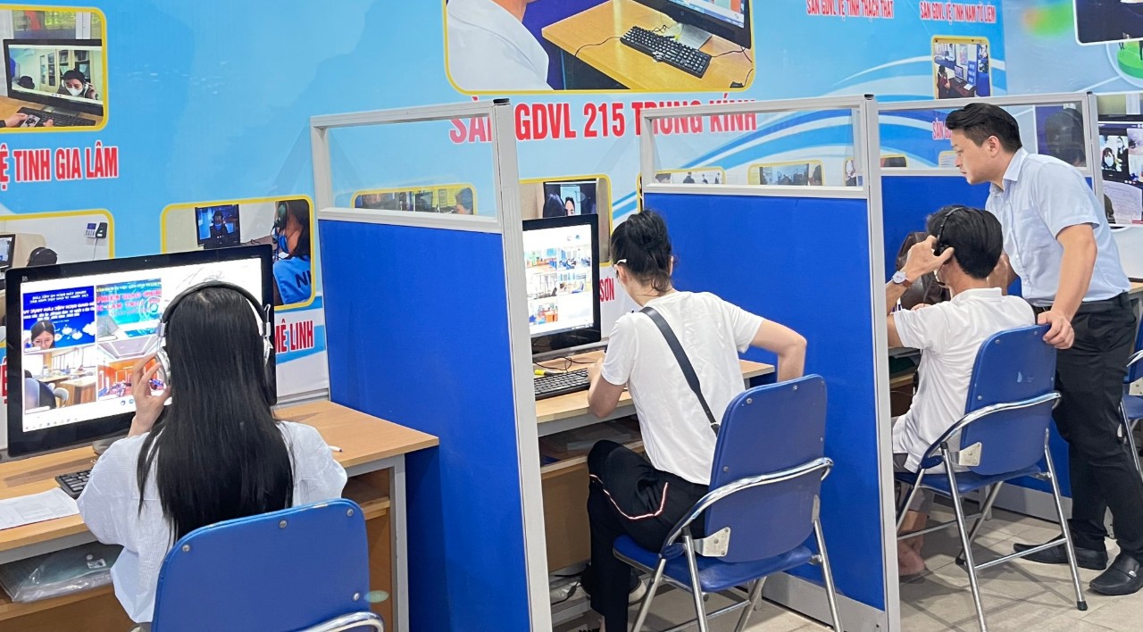C&aacute;c PG88 Link Dễ Nhớ Pg88.com tham gia tuyển dụng trực tuyến tại s&agrave;n việc l&agrave;m H&agrave; Nội. Ảnh: Thanh B&igrave;nh.