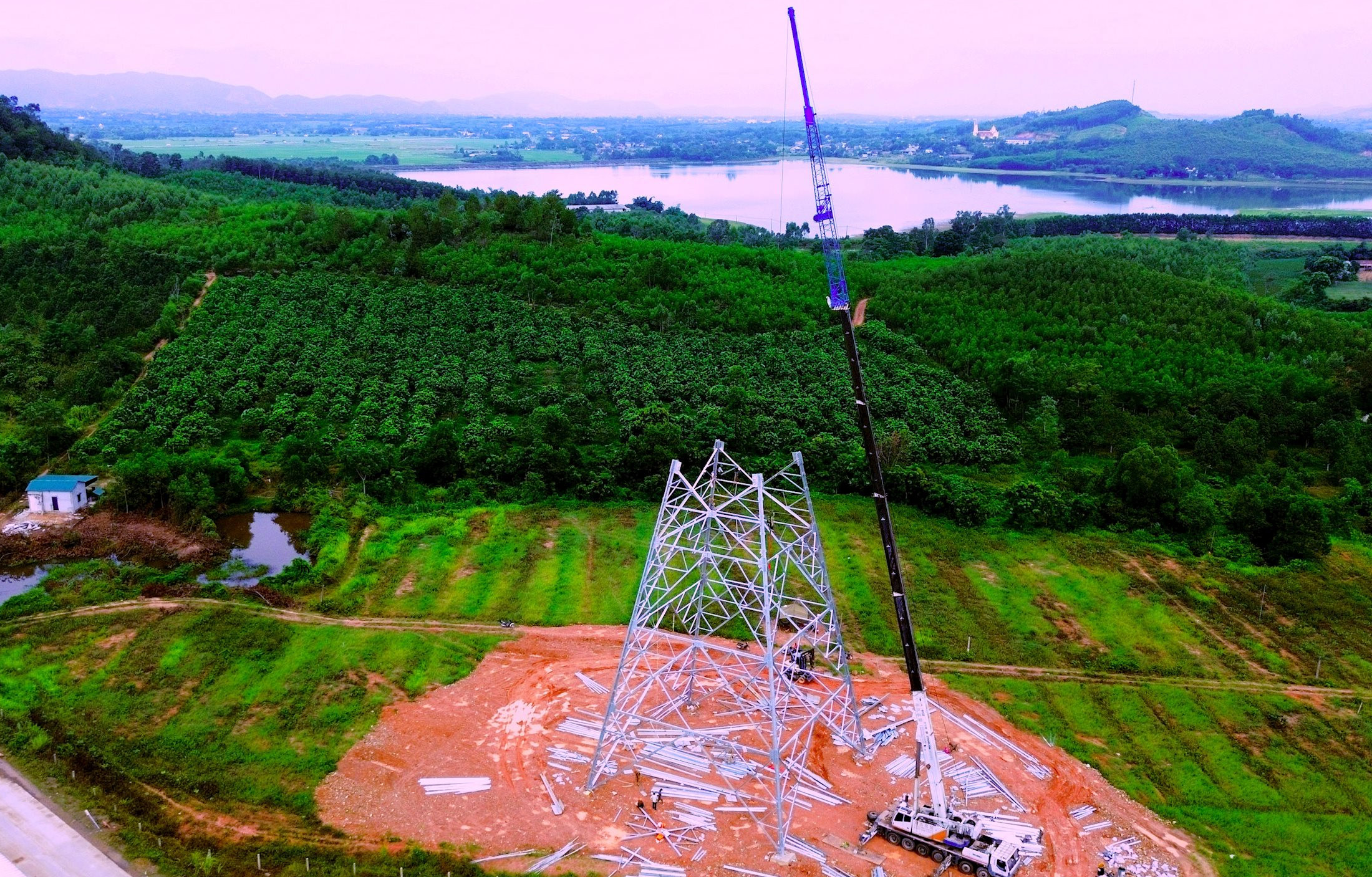 Vị trí cột 368 (thuộc Link Trang Chủ PG88.Com Mới #2026 đường dây 500kV mạch 3) qua địa phận xã Nghi Văn, huyện Nghi Lộc, tỉnh Nghệ An.
