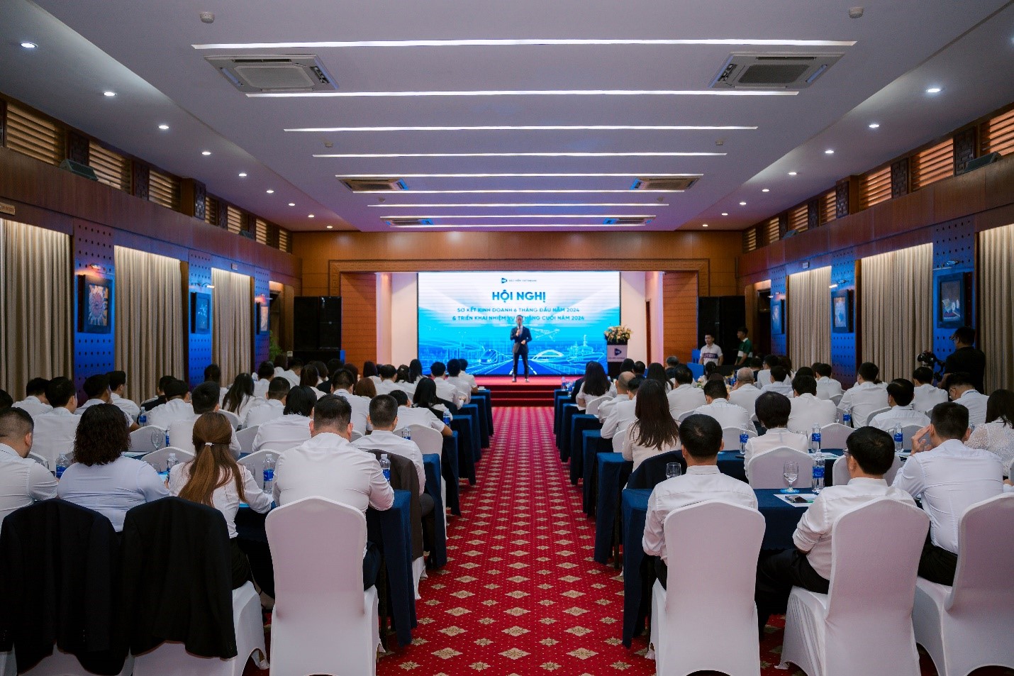 Toàn cảnh Hội nghị sơ kết 6 tháng đầu năm 2024 & Định hướng PG88 Uy Tín Số 1 Việt Nam 6 tháng cuối năm Tổng Công ty Bảo hiểm VietinBank.