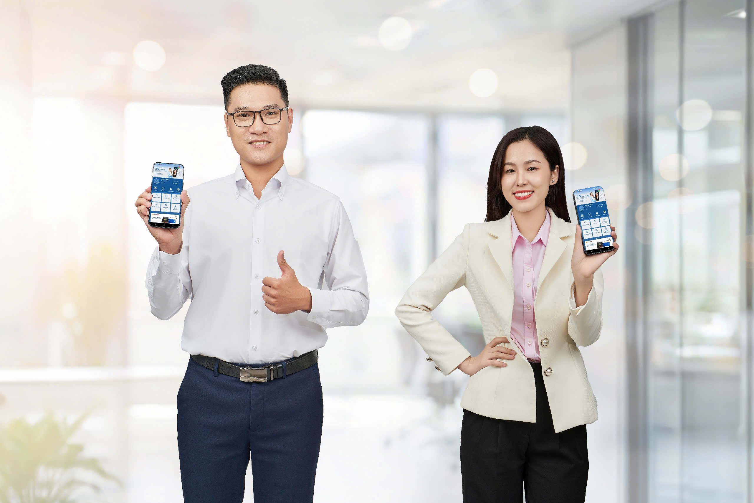 Nhiều dịch vụ, tiện &iacute;ch phục vụ người d&ugrave;ng tr&ecirc;n Vietbank Digital ph&ugrave; hợp với người trẻ.