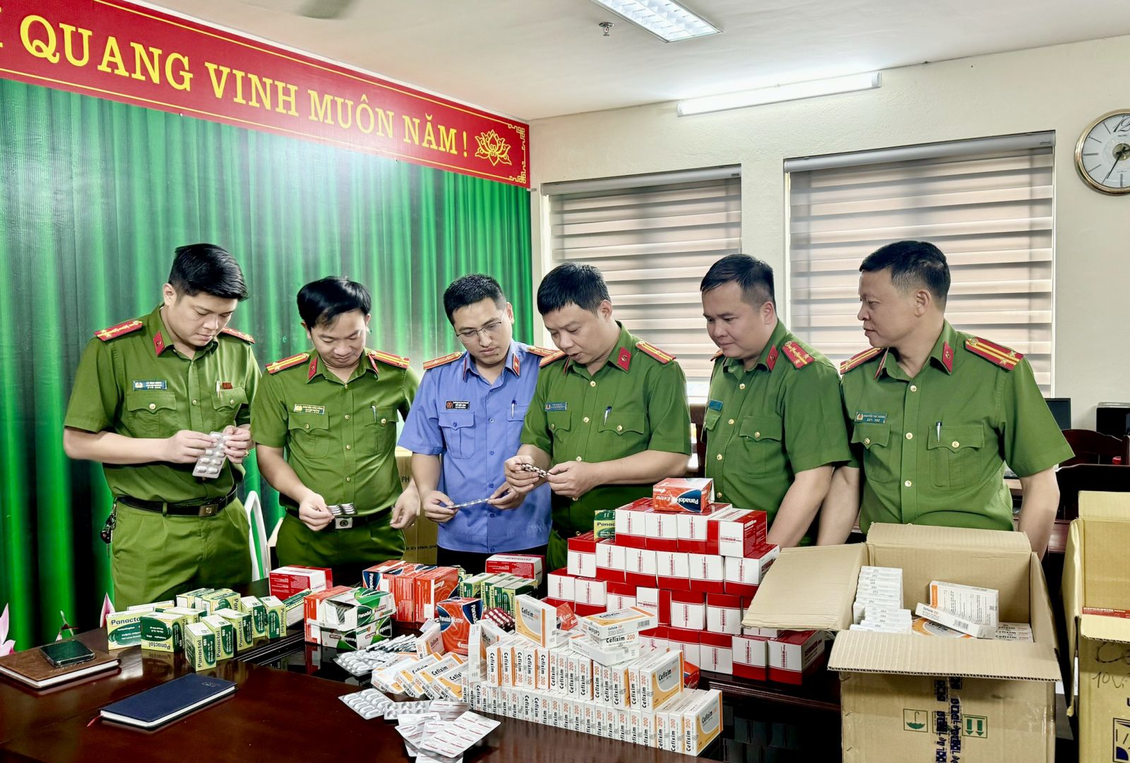 Công an Thành phố Thanh Hoá triệt phá đường dây sản xuất, buôn bán thuốc tân dược giả với quy mô lớn