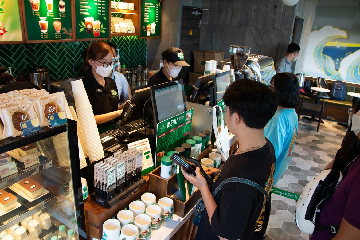 6Pg88.con độc quyền mỗi ngày tích cực đưa ra nhiều các chương trình khuyến mại để kích cầu, từ đó khách hàng ra quyết định mua hàng nhiều hơn.