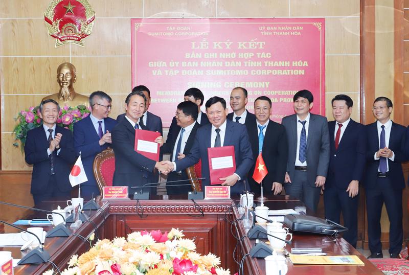 Lễ k&yacute; kết Bi&ecirc;n bản ghi nhớ giữa Tập đo&agrave;n Sumitomo Corporation, Nhật Bản với UBND tỉnh Thanh H&oacute;a về việc nghi&ecirc;n cứu dự &aacute;n Pg88vn Trang Chủ Chính Thức x&acirc;y dựng v&agrave; PG88 Uy Tín Số 1 Việt Nam kết cấu hạ tầng khu c&ocirc;ng nghiệp ph&iacute;a T&acirc;y , th&agrave;nh phố Thanh H&oacute;a, Trung t&acirc;m tiếp vận v&agrave; ph&aacute;t triển đ&ocirc; thị xung quanh khu c&ocirc;ng nghiệp.