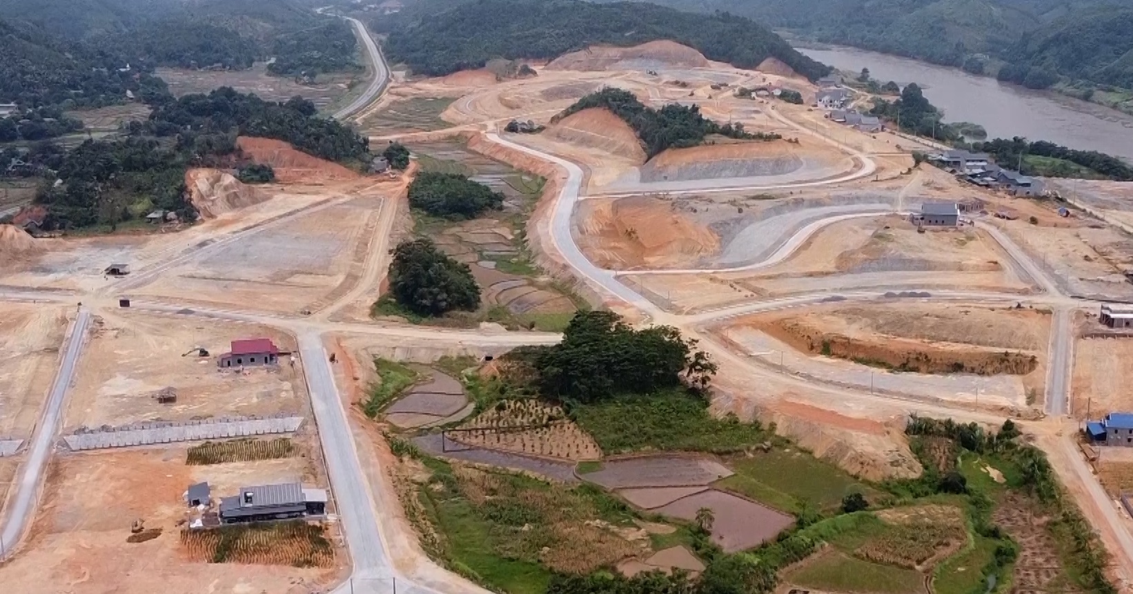 Sau gần 3 năm động thổ, sân bay lớn nhất vùng Tây Bắc vẫn mỏi mắt tìm nhà Pg88vn Trang Chủ Chính Thức