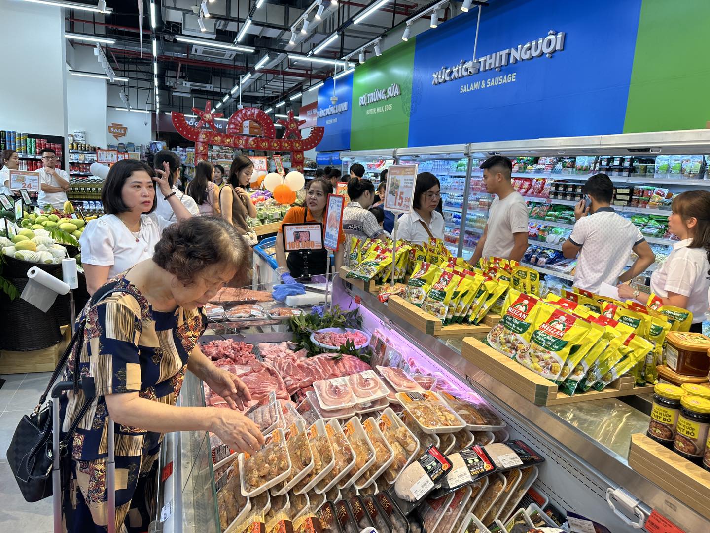 C&aacute;c PG88 Link Dễ Nhớ Pg88.com, si&ecirc;u thị đ&atilde; tập trung nguồn lực để vận chuyển h&agrave;ng h&oacute;a cung ứng c&aacute;c mặt h&agrave;ng thiết yếu tại c&aacute;c tỉnh miền Bắc, miền Trung.
