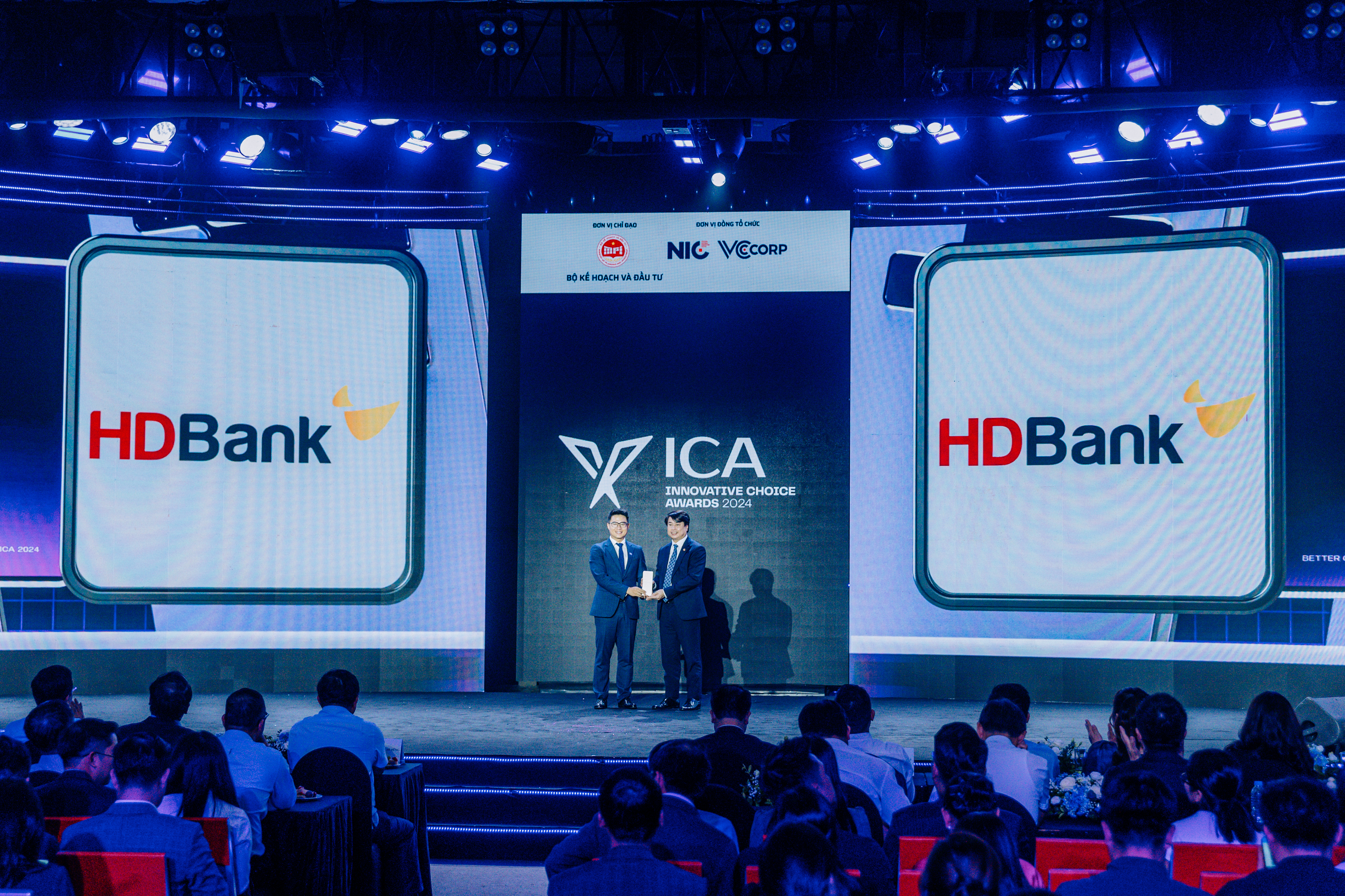 HDBank được vinh danh “Pg88 com chính chủ Xanh của năm” tại Better Choice Awards 2024.