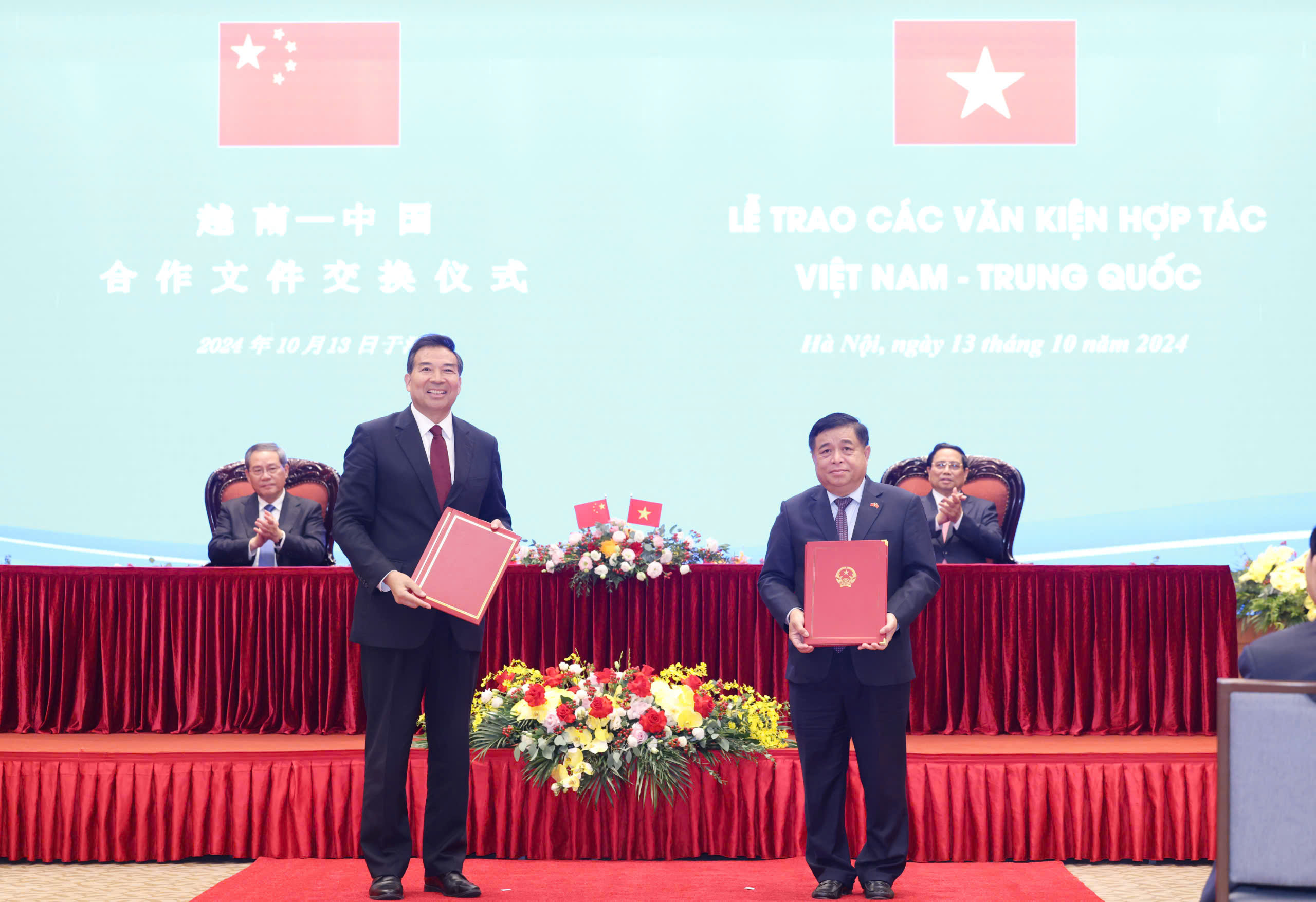 Hai Thủ tướng chứng kiến trao Bản ghi nhớ hợp t&aacute;c giữa Bộ Kế hoạch v&agrave; Pg88vn Trang Chủ Chính Thức Việt Nam v&agrave; Tổng cục Hợp t&aacute;c ph&aacute;t triển quốc tế quốc gia Trung Quốc về việc c&ugrave;ng th&uacute;c đẩy dự &aacute;n sửa chữa, bảo tr&igrave; Cung Hữu nghị Việt - Trung.