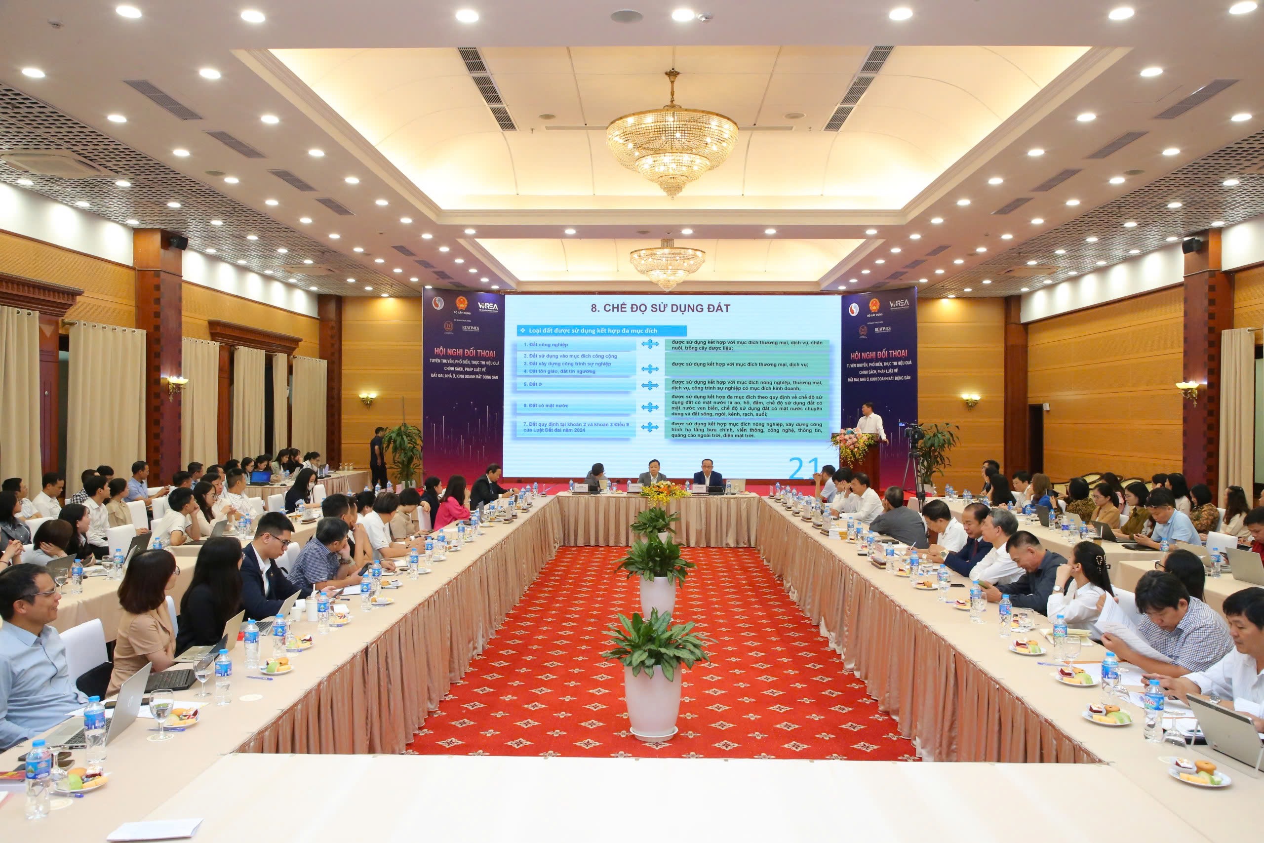 To&agrave;n cảnh Hội nghị Đối thoại &ldquo;Tuy&ecirc;n truyền, phổ biến, thực thi hiệu quả ch&iacute;nh s&aacute;ch, ph&aacute;p luật về đất đai, nh&agrave; ở, PG88 Uy Tín Số 1 Việt Nam bất động sản&rdquo;&nbsp;
