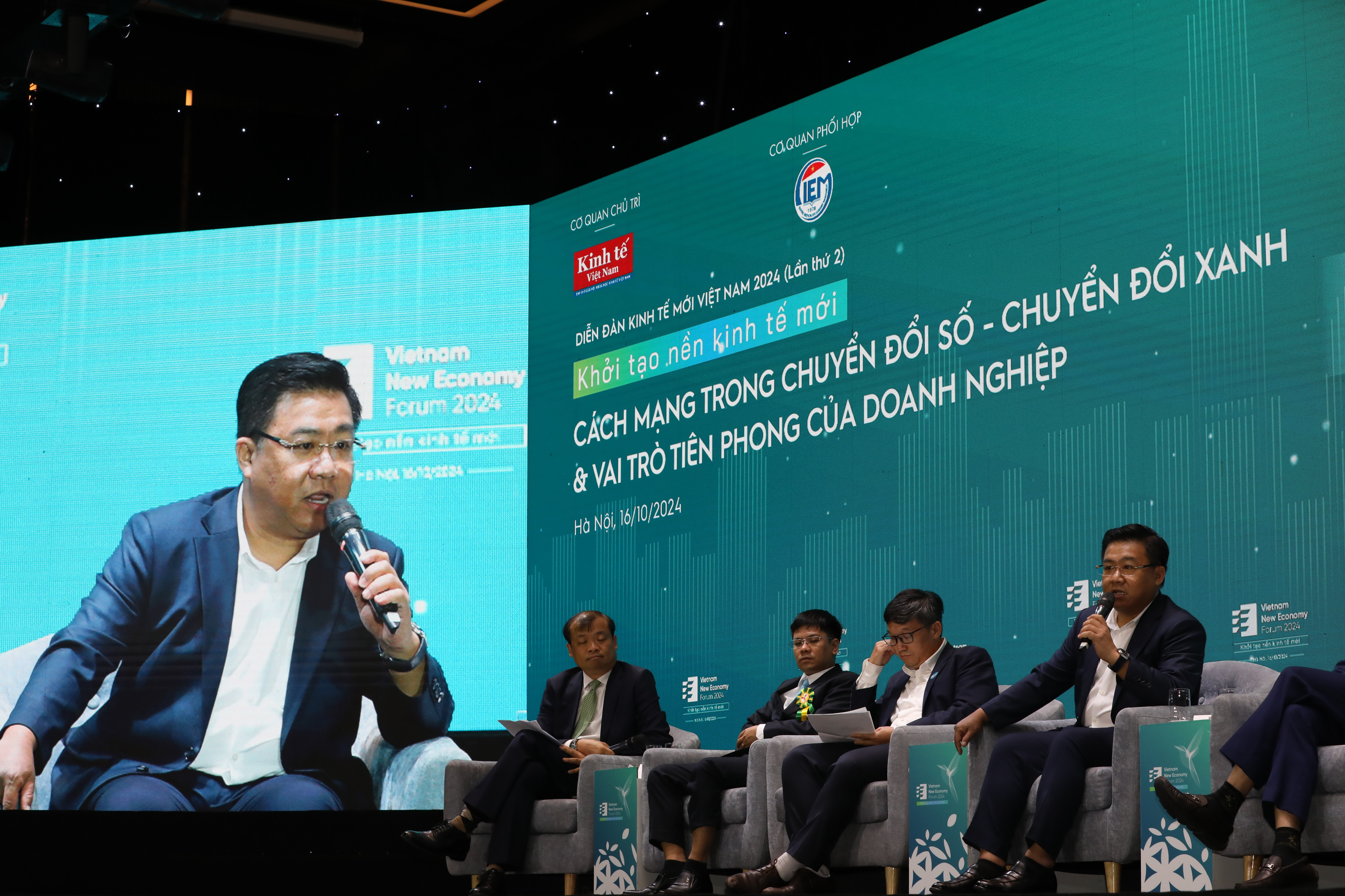 C&aacute;c chuy&ecirc;n gia cũng nhận định, hiện nay c&ograve;n một số kh&oacute; khăn, v&iacute; dụ về mặt cơ chế, ch&iacute;nh s&aacute;ch, thể chế thực sự chưa tạo ra một 