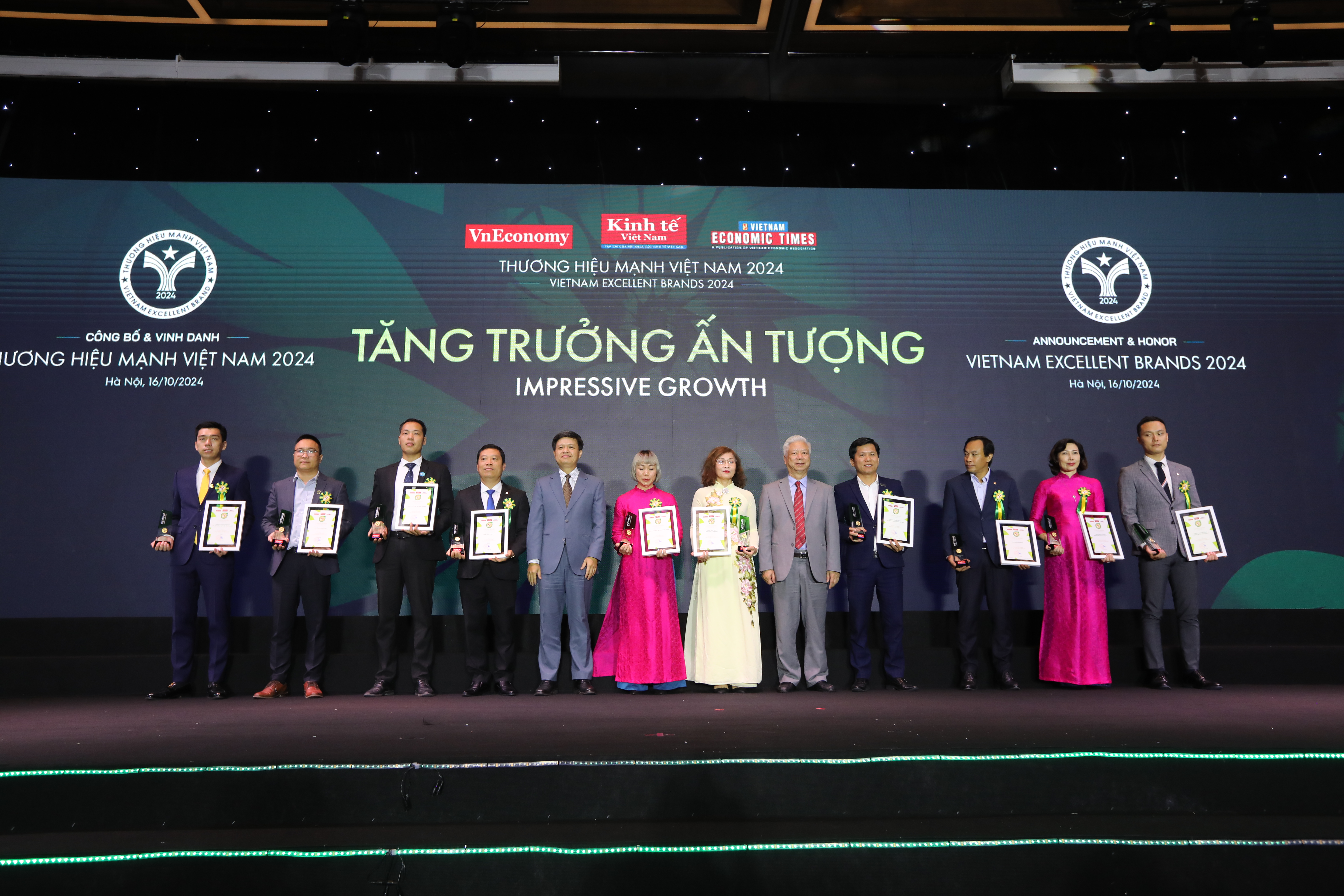 [Phóng sự ảnh]: PG88 Link Dễ Nhớ Pg88.com tự hào khi được xướng tên tại chương trình Thương hiệu Mạnh Việt Nam 2024