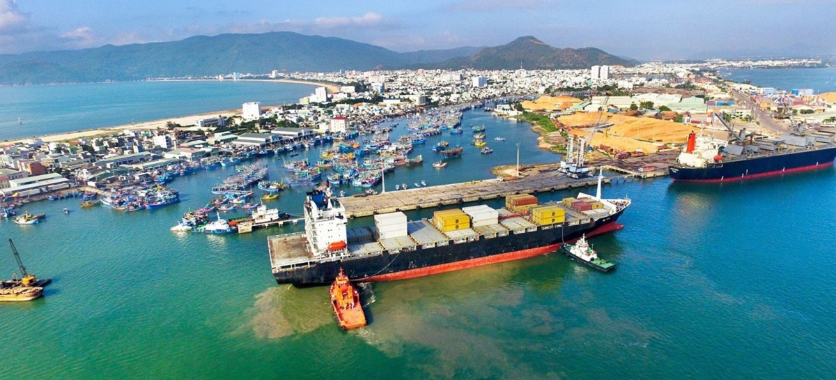 Cảng Quy Nhơn, tỉnh Bình Định.