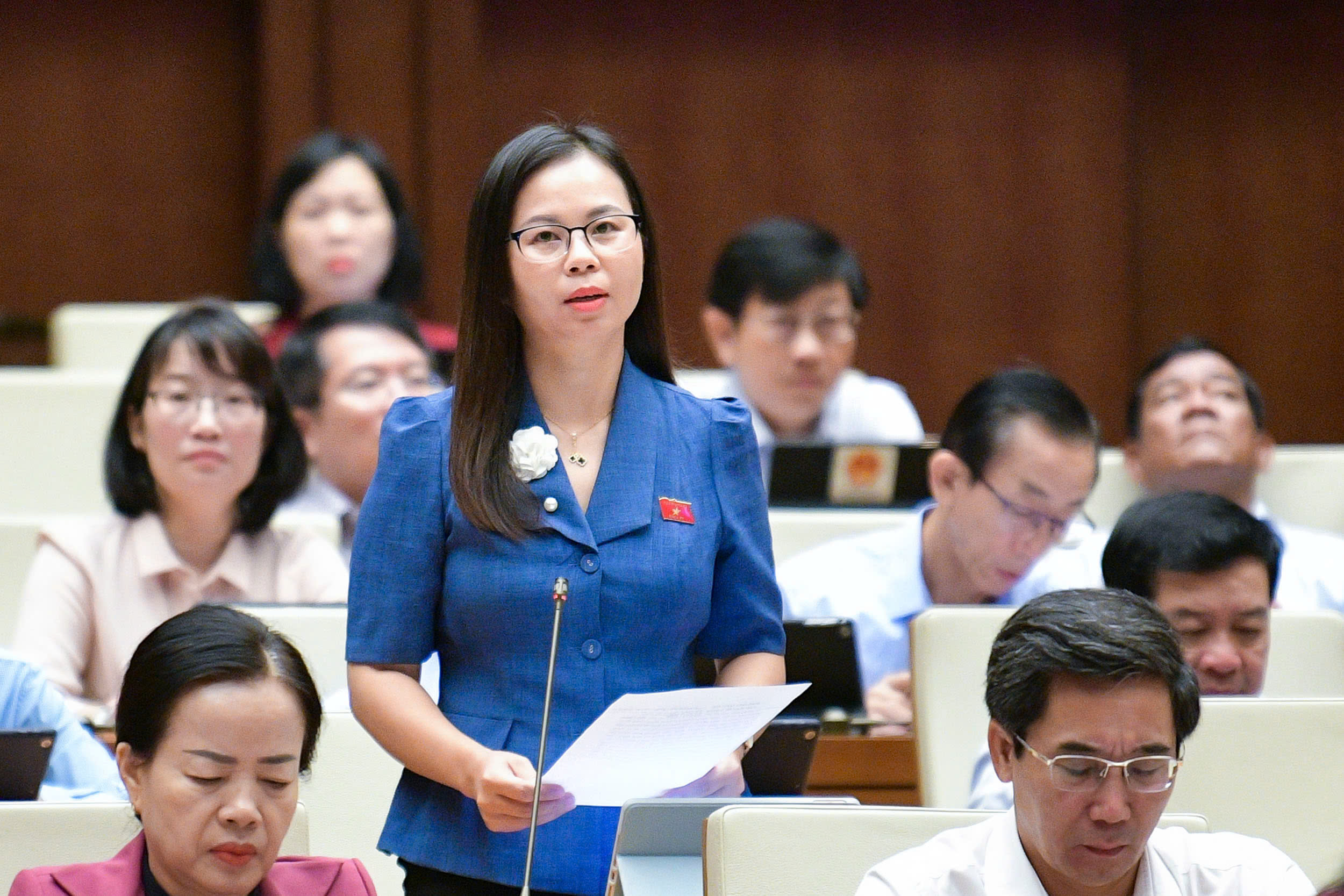 Đại biểu Chu Thị Hồng Th&aacute;i, đo&agrave;n Lạng Sơn.