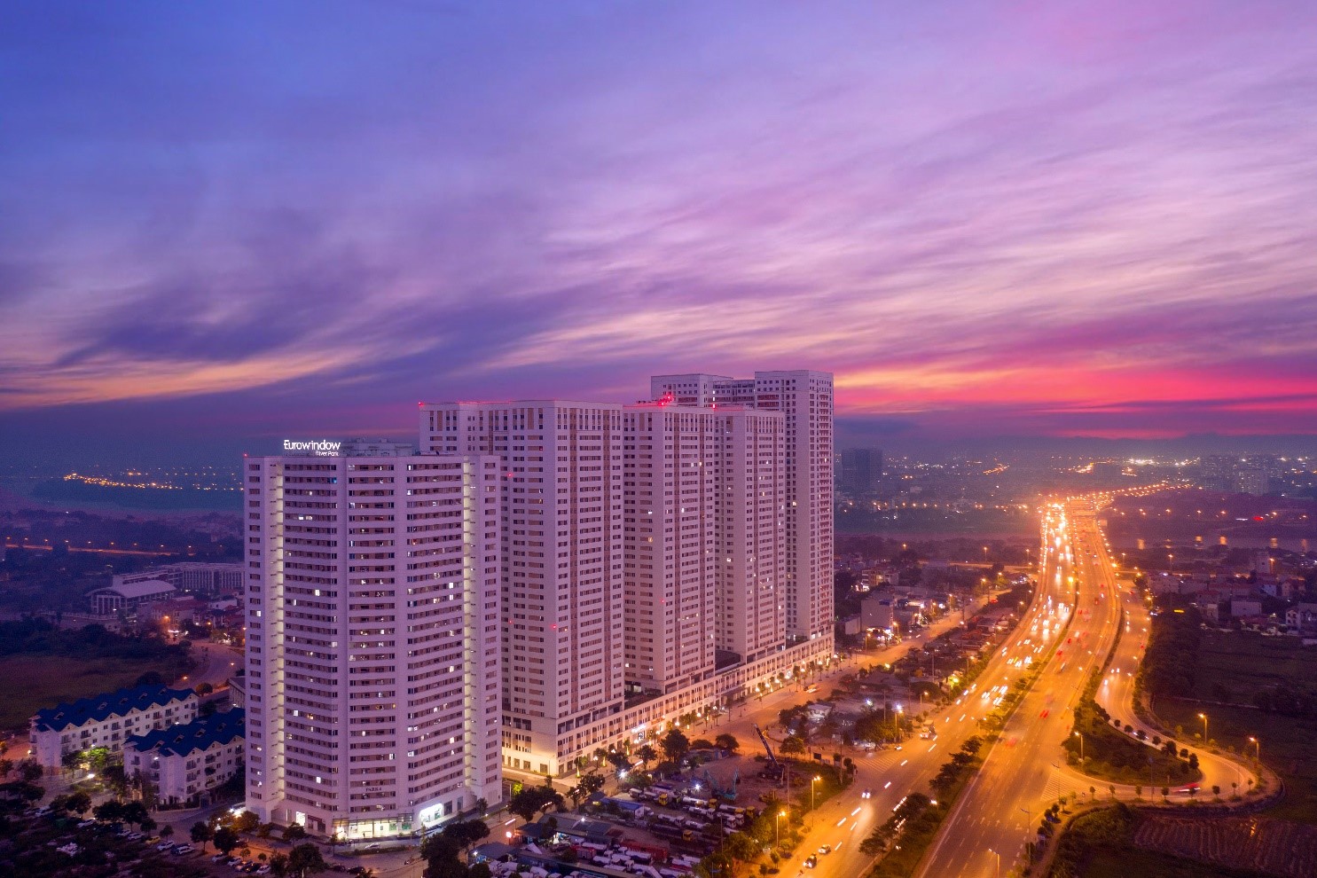 Nhiều Link Trang Chủ PG88.Com Mới #2026 tại Đông Anh hội tụ đủ các yếu tố: vị trí đẹp, tiện ích đa dạng, không gian sống đẳng cấp. (Nguồn Eurowindow River Park).