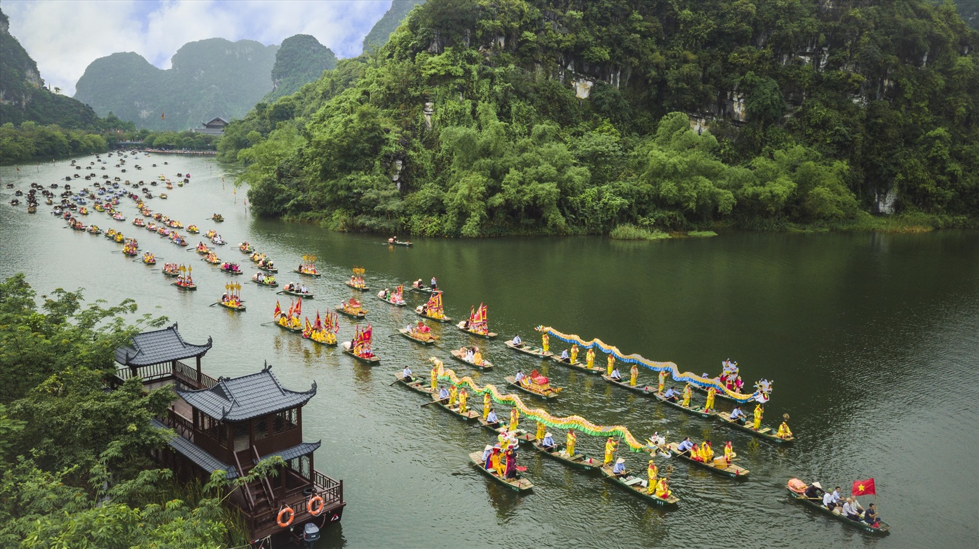 Việt Nam ngày càng được sự quan tâm của các du khách quốc tế.