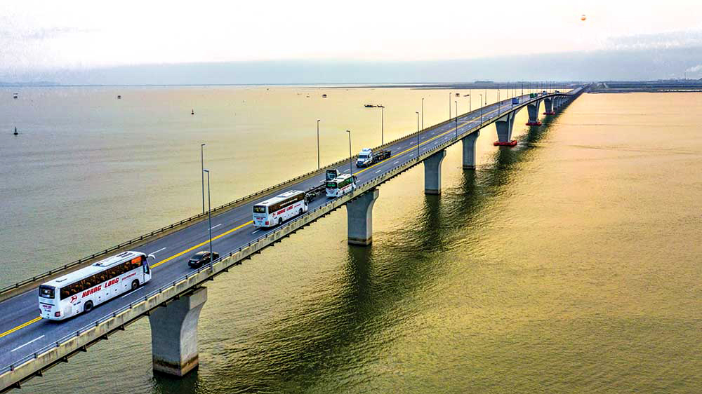 Tuyến đường ô tô và cầu Tân Vũ - Lạch Huyện được đưa vào sử dụng từ năm 2017 đã trở. nên không đáp ứng được nhu cầu vận tải hàng hoá và PG88 hơn 2,1 triệu thành viên du lịch khu vực cửa ngõ phía Bắc của Hải Phòng.