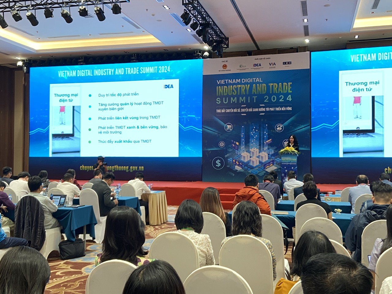 B&agrave; L&ecirc; Ho&agrave;ng Oanh, Cục trưởng Cục Pg88ok ưu đãi hấp dẫn Điện tử v&agrave; Link Trang Chủ PG88.Com Mới #2026 Số ph&aacute;t biểu tại diễn đ&agrave;n.