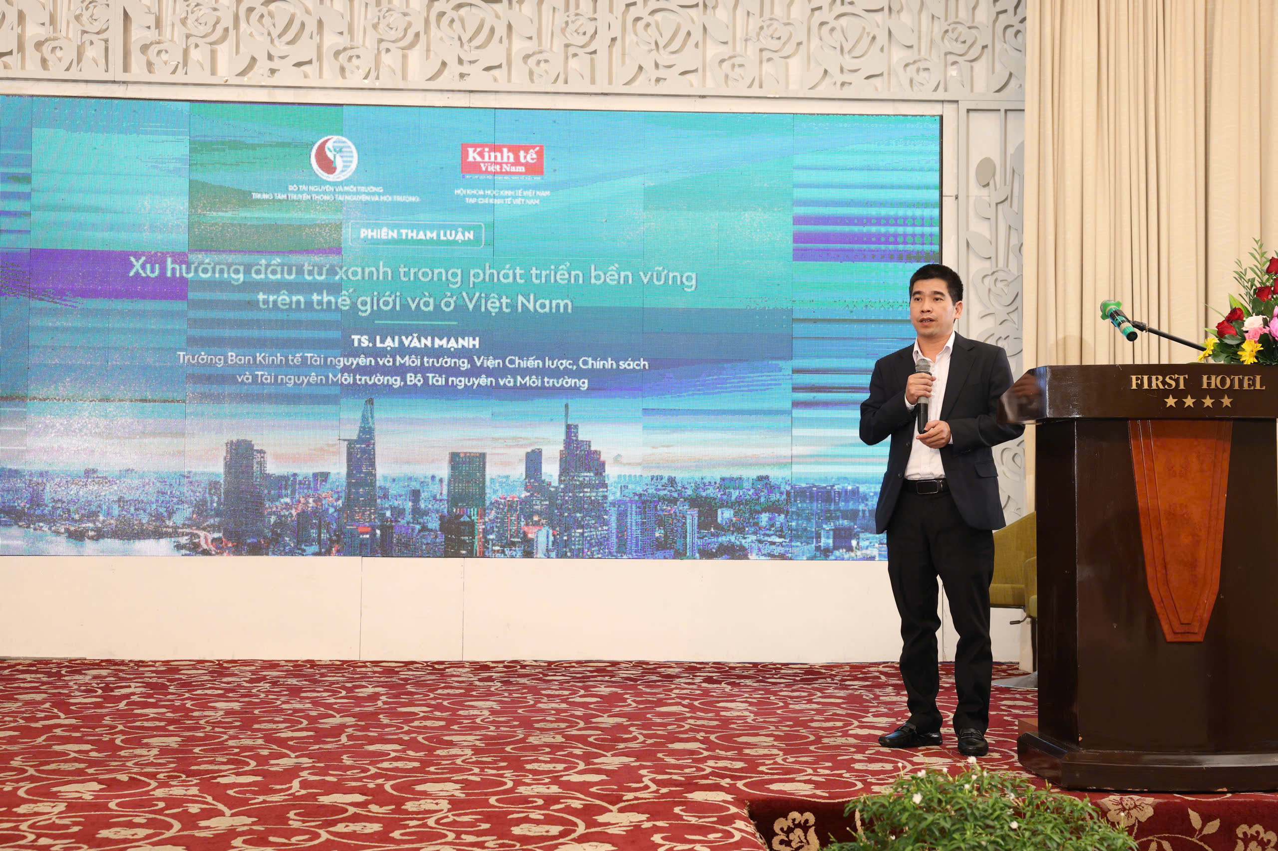 Để ph&aacute;t triển xanh, tăng trưởng xanh thực sự lan rộng v&agrave; hiệu quả hơn, theo TS Lại Văn Mạnh th&igrave; Pg88vn Trang Chủ Chính Thức c&ocirc;ng của Ch&iacute;nh phủ trong vấn đề xanh h&oacute;a l&agrave; quan trọng v&agrave; dẫn dắt xu hướng - Ảnh: VNE.