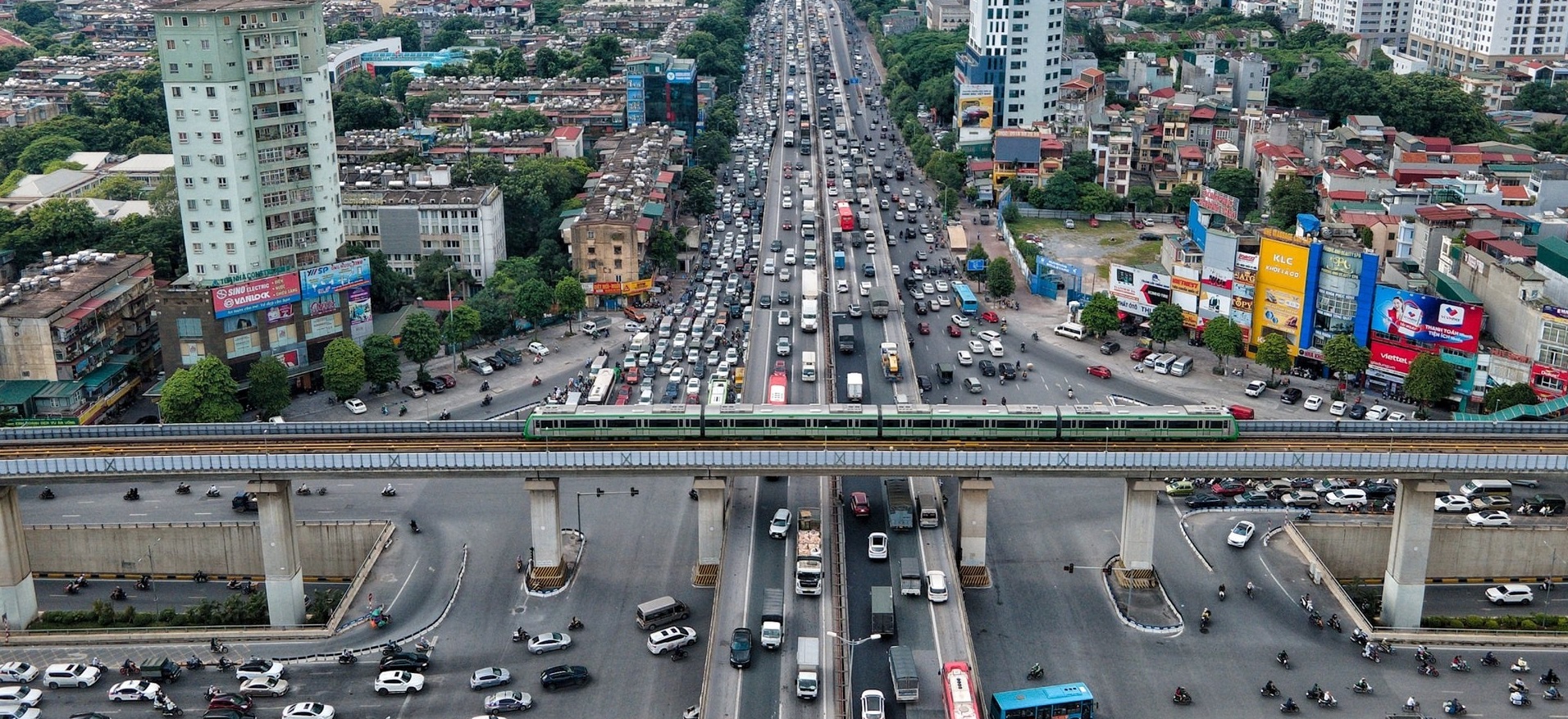 Với quy mô diện tích rộng lớn và dân số ngày càng tăng, việc ứng dụng các công nghệ hiện đại và xây dựng một hệ thống PG 888 Casino Uy Tín Số 1 thông minh ở Hà Nội đã trở nên cấp thiết. 