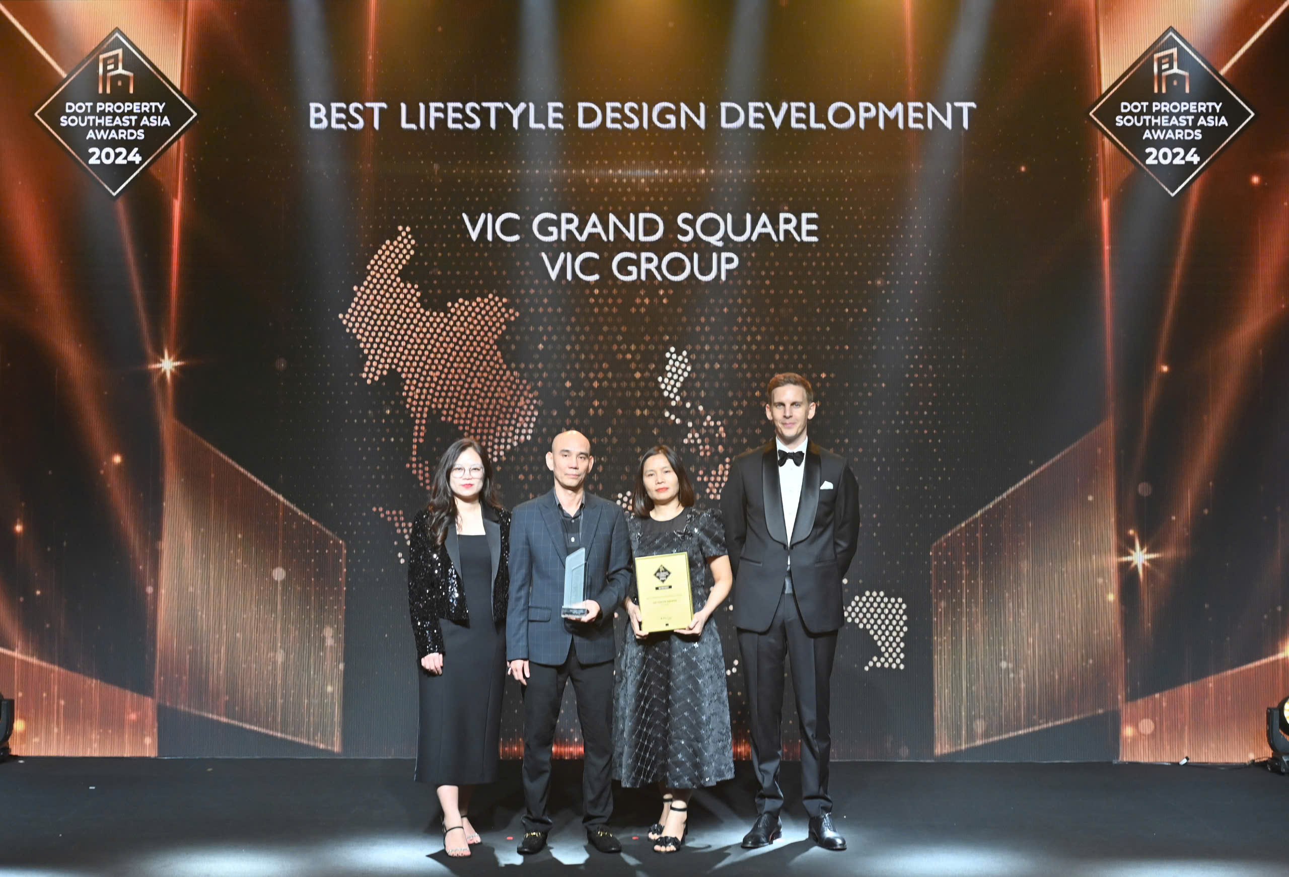 Link Trang Chủ PG88.Com Mới #2026 VIC Grand Square được vinh danh tại lễ trao giải Dot Property Southeast Awards 2024 tại Bangkok Thái Lan.