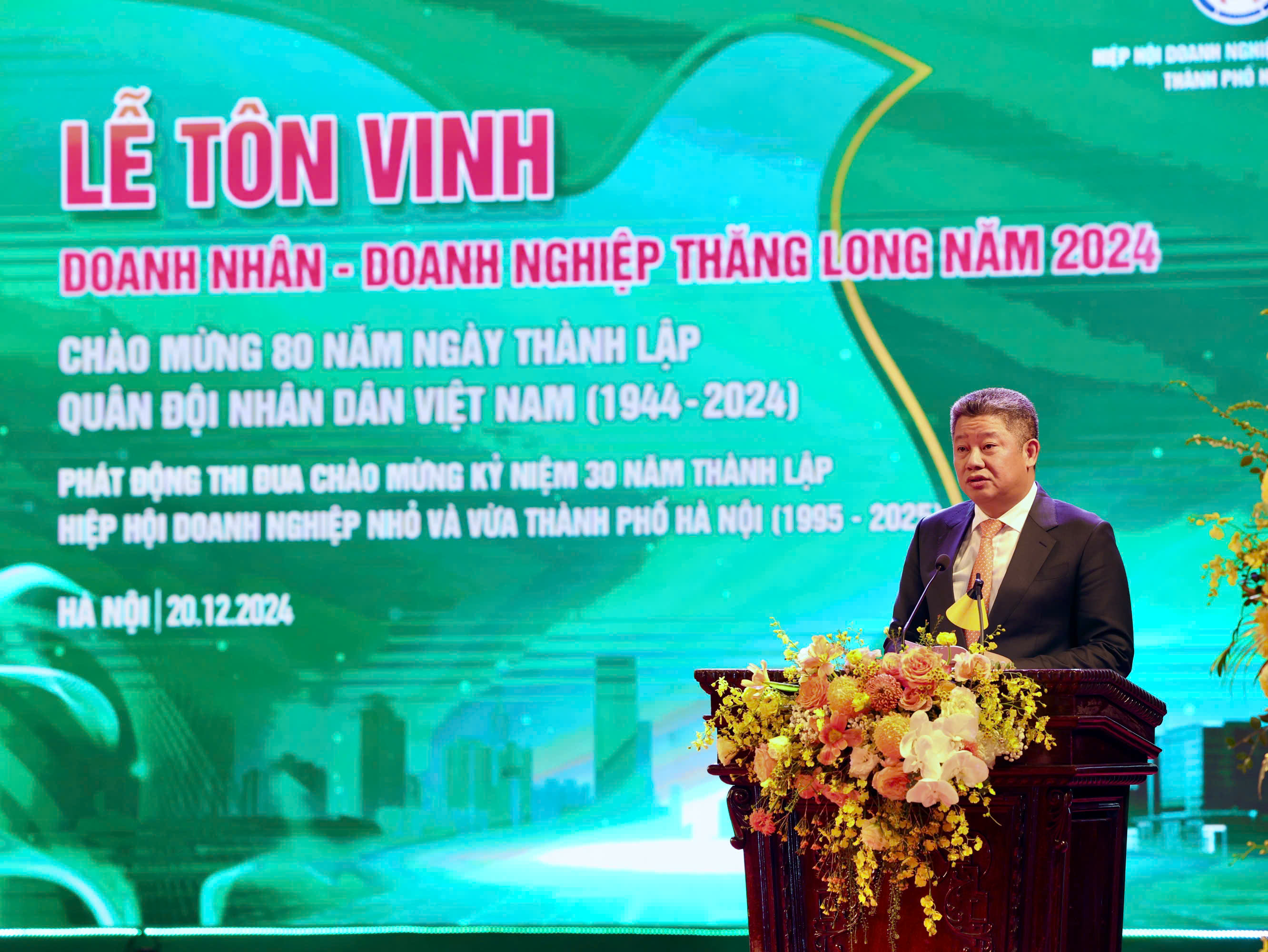 &Ocirc;ng Nguyễn Mạnh Quyền, Ph&oacute; Chủ tịch UBND TP H&agrave; Nội ph&aacute;t biểu tại Lễ t&ocirc;n vinh doanh nh&acirc;n, PG88 Link Dễ Nhớ Pg88.com Thăng Long năm 2024.
