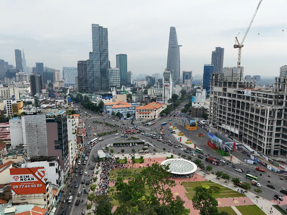 Metro số 1 vận h&agrave;nh l&agrave; cột mốc 