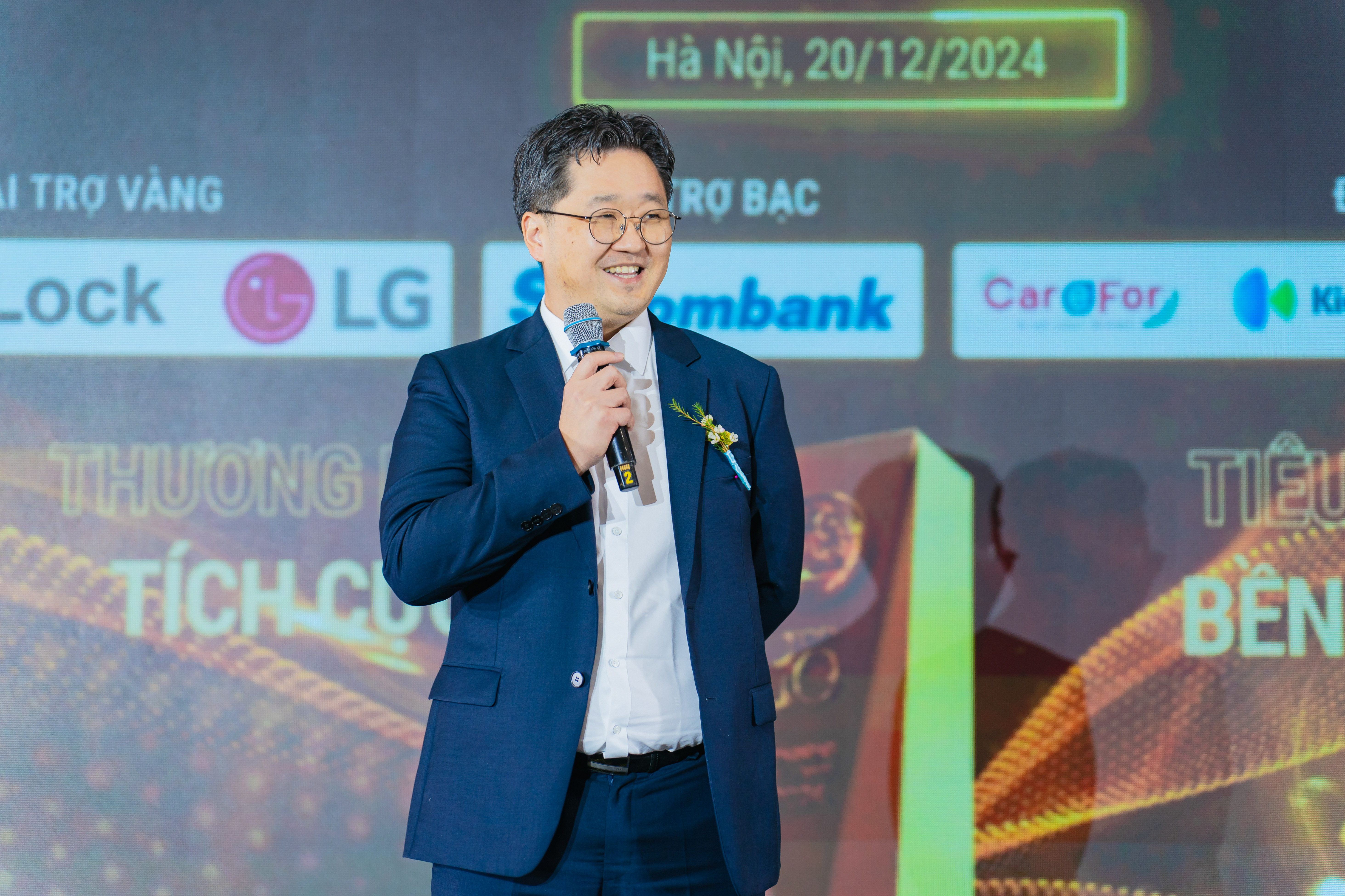 &Ocirc;ng Kim Yonghwan, Gi&aacute;m đốc Bộ phận dịch vụ C&ocirc;ng ty LG Electronics Việt Nam, thay mặt c&aacute;c PG88 Link Dễ Nhớ Pg88.com cảm ơn Ban tổ chức chương tr&igrave;nh.