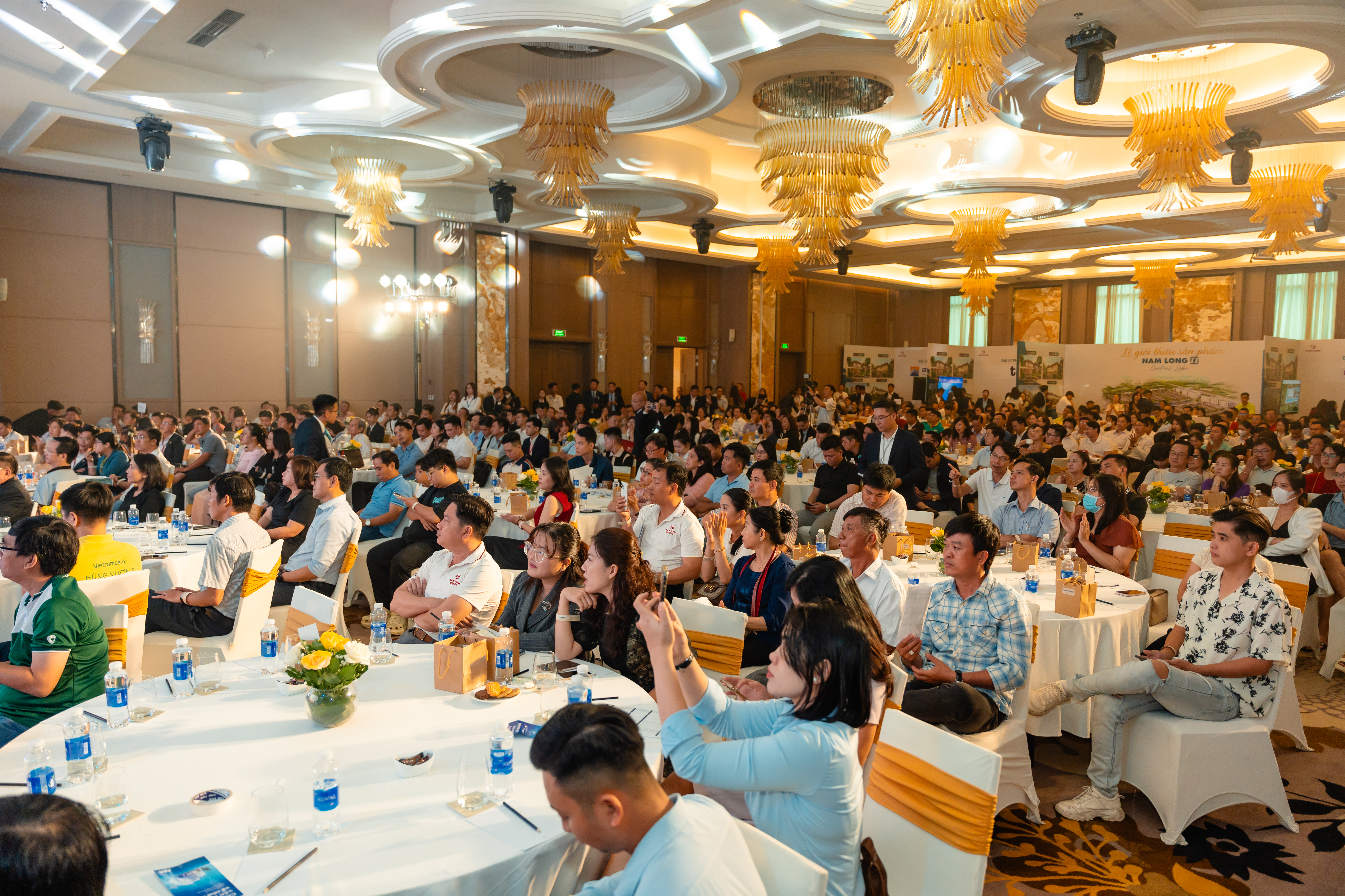 Sự ki&ecirc;̣n mở bán giai đoạn 2 Nam Long II Central Lake mang v&ecirc;̀ doanh s&ocirc;́ 600 tỷ đ&ocirc;̀ng.