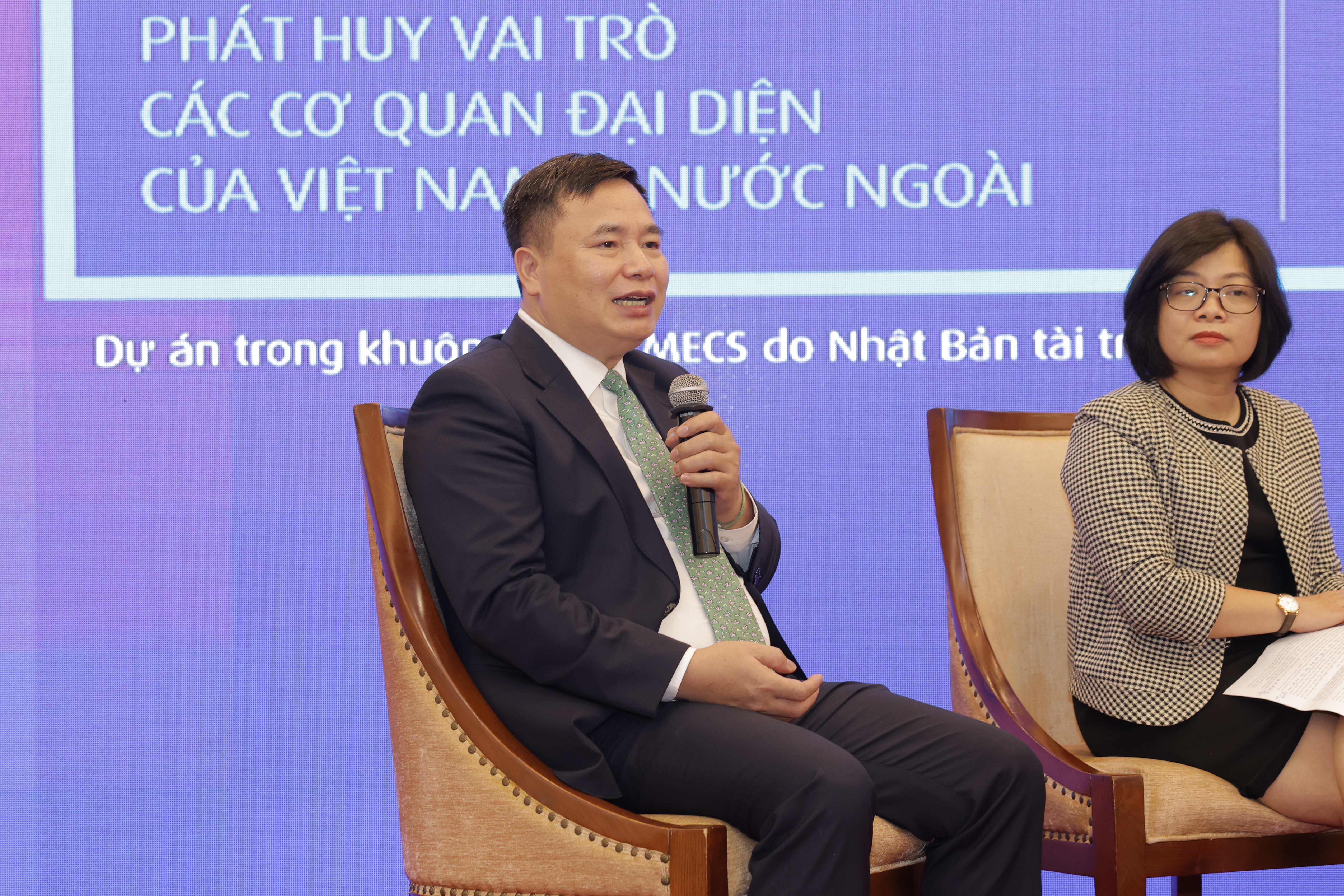 &Ocirc;ng Nguyễn Anh Tuấn, Viện trưởng Viện nghi&ecirc;n cứu ph&aacute;t triển du lịch n&ecirc;u ý ki&ecirc;́n, các cơ quan chức năng v&acirc;̃n c&acirc;̀n nghi&ecirc;n cứu ch&iacute;nh s&aacute;ch đ&ecirc;̉ mở r&ocirc;̣ng miễn thị thực cho nhiều thị trường kh&aacute;ch du lịch. C&aacute;c cơ quan thương vụ cần nghi&ecirc;n cứu tổ chức c&aacute;c farmtrip để t&igrave;m hiểu du lịch Việt Nam. Làm th&ecirc;́ nào đ&ecirc;̉ du khách tới Vi&ecirc;̣t Nam thu&acirc;̣n lợi hơn nữa, các doanh nghi&ecirc;̣p nước ngoài tới Vi&ecirc;̣t Nam đ&ecirc;̉ du lịch và tìm ki&ecirc;́m cơ h&ocirc;̣i hợp tác r&acirc;́t nhi&ecirc;̀u. N&ecirc;́u khó khăn quá sẽ khi&ecirc;́n m&acirc;́t đi các cơ h&ocirc;̣i hợp tác, PG88 Uy Tín Số 1 Việt Nam với đ&ocirc;́i tác nước ngoài...&nbsp;