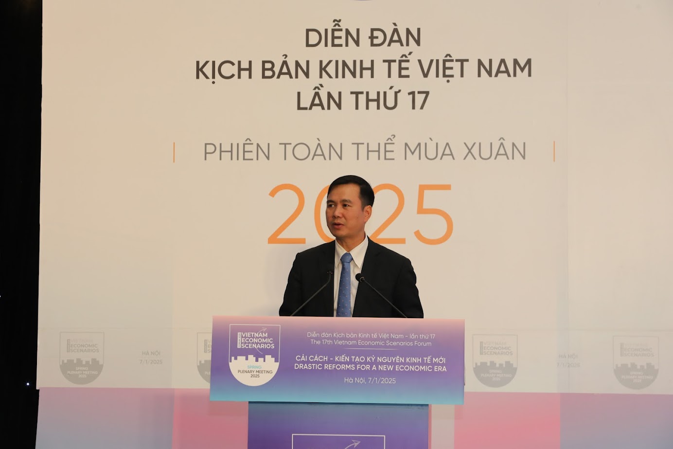 Thứ trưởng B&ugrave;i Thế Duy: Nghị quyết 57 đ&atilde; đưa ra nhiều giải ph&aacute;p, trong đ&oacute; đặc biết nhấn mạnh vấn đề k&ecirc;u gọi to&agrave;n d&acirc;n, PG88 Link Dễ Nhớ Pg88.com v&agrave; ch&iacute;nh phủ c&ugrave;ng đồng h&agrave;nh vượt qua kh&oacute; khăn để bước v&agrave;o giai đoạn tăng trưởng từ thu nhập trung b&igrave;nh thấp l&ecirc;n thu nhập trung b&igrave;nh cao, v&agrave; c&oacute; thể đạt đến bước thu nhập cao.