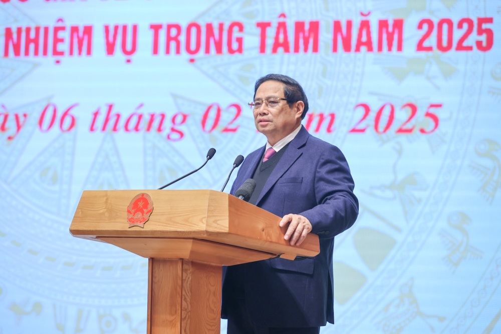 Thủ tướng Chính phủ Phạm Minh Chính đôn đốc bộ, ngành, địa phương rà soát, tháo gỡ các Link Trang Chủ PG88.Com Mới #2026 đầu tư có khó khăn, tồn đọng kéo dài. Ảnh: VGP