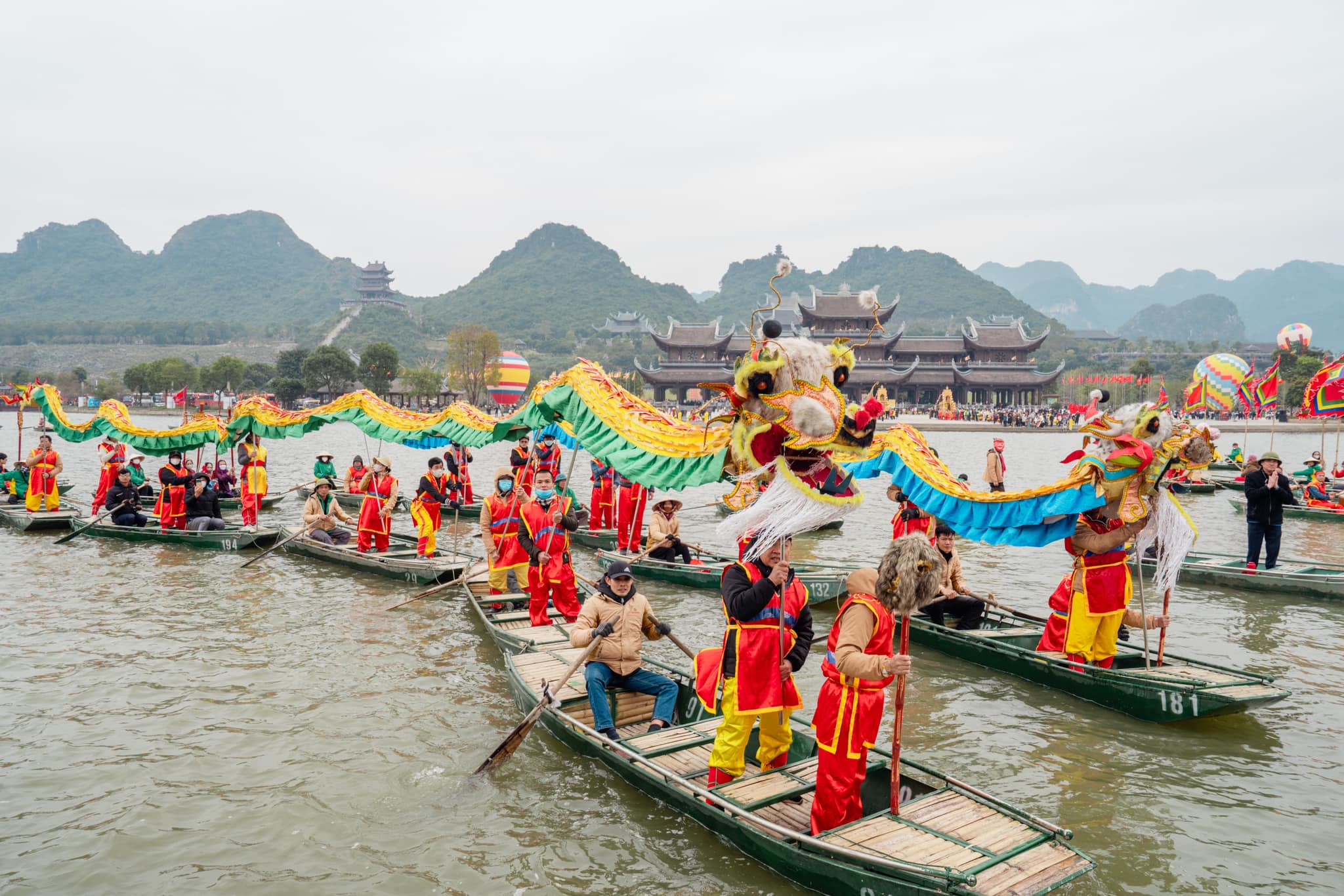 Ng&agrave;y 12 th&aacute;ng Gi&ecirc;ng năm Ất Tỵ (tức ng&agrave;y 9/2/2025), ch&ugrave;a Tam Ch&uacute;c đ&atilde; long trọng tổ chức Hội Xu&acirc;n Tam Ch&uacute;c với chủ đề 