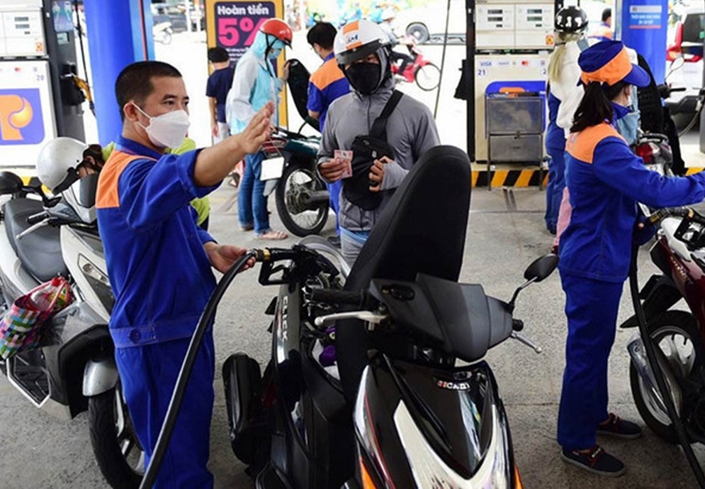 Giá xăng dầu được điều chỉnh tăng từ chiều 27/3/2025.
