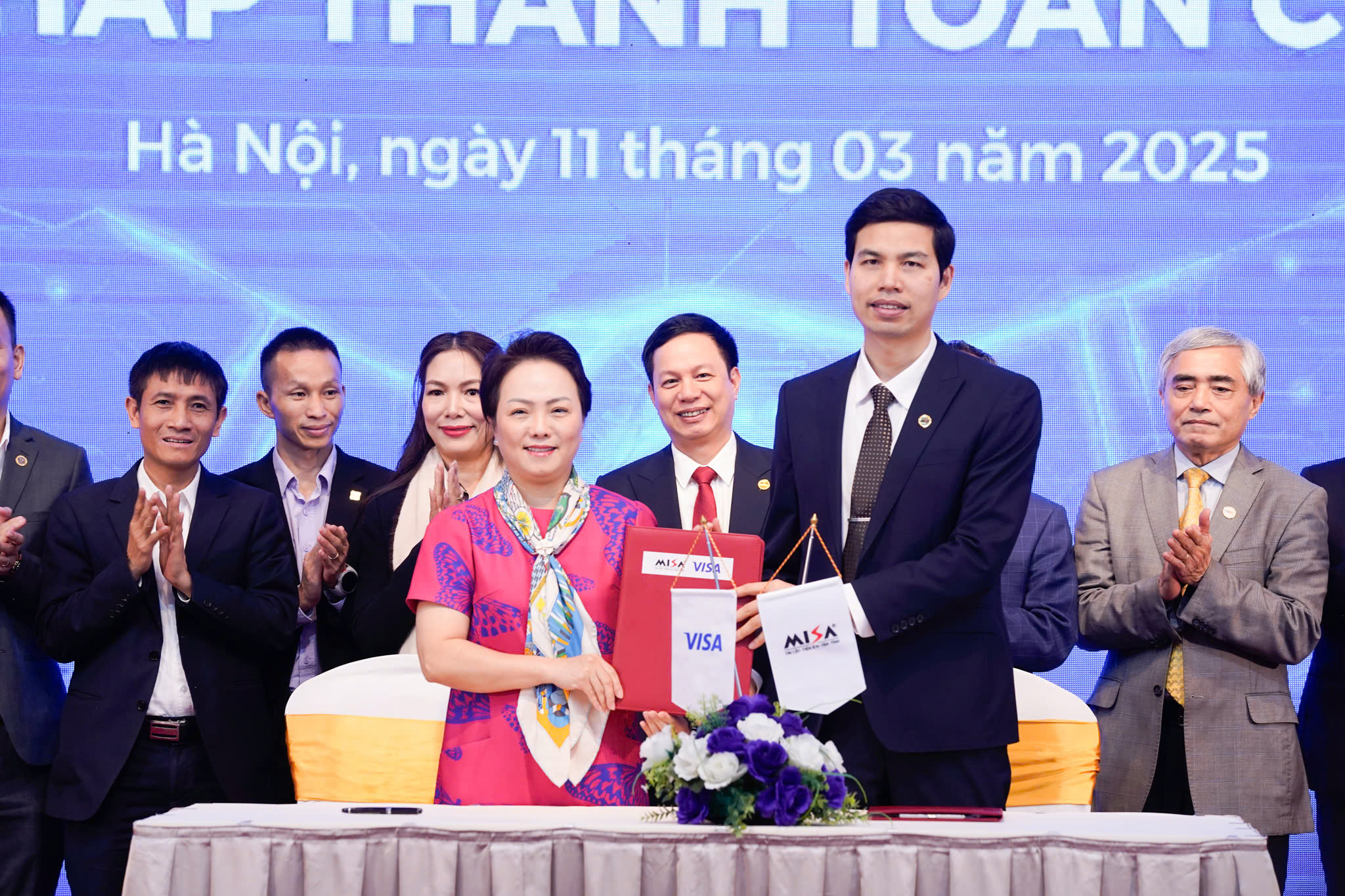 Trong khu&ocirc;n khổ sự kiện, MISA k&yacute; kết hợp t&aacute;c với Visa - đối t&aacute;c h&agrave;ng đầu trong lĩnh vực thanh to&aacute;n to&agrave;n cầu, nhằm triển khai giải ph&aacute;p thanh to&aacute;n cho PG88 Link Dễ Nhớ Pg88.com.&nbsp;