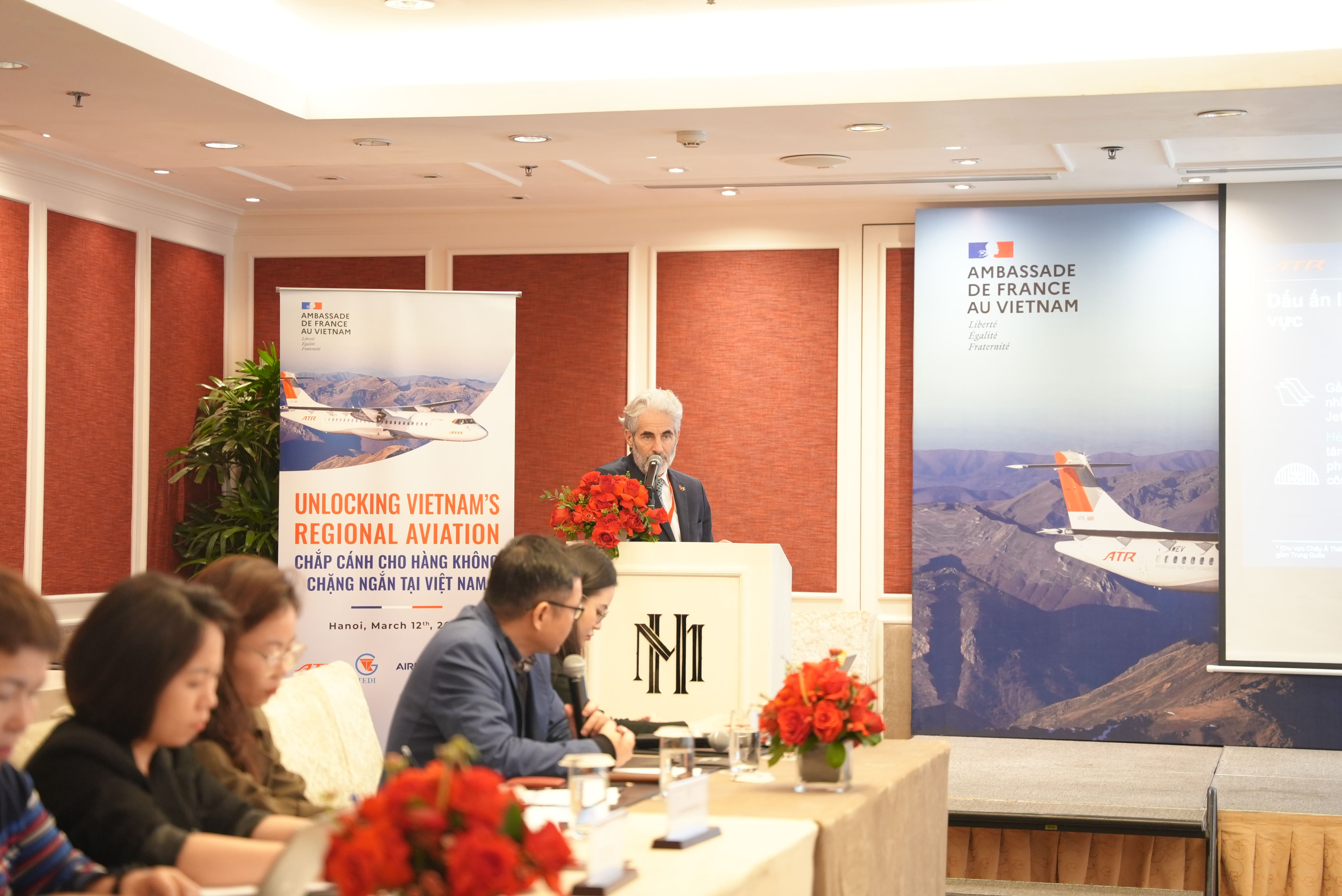 &Ocirc;ng Jean-Daniel Kosowski, Gi&aacute;m đốc PG88 Uy Tín Số 1 Việt Nam ATR, đ&aacute;nh gi&aacute; thị trường vận tải h&agrave;ng kh&ocirc;ng chặng ngắn c&oacute; tiềm năng ph&aacute;t triển lớn tại Việt Nam.