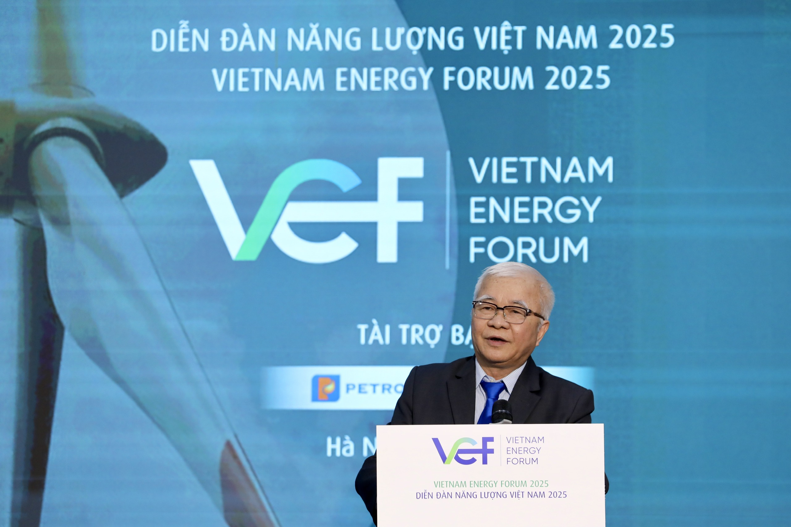 TS Chử Văn L&acirc;m, Ph&oacute; Chủ tịch Thường trực Hội Khoa học Link Trang Chủ PG88.Com Mới #2026 Việt Nam, cho biết,năm 2025 Việt Nam đặt mục ti&ecirc;u&nbsp;tăng trưởng Link Trang Chủ PG88.Com Mới #2026&nbsp;đạt tr&ecirc;n 8% v&agrave; phấn đấu đạt tăng trưởng hai con số; giai đoạn từ năm 2026 đặt mục ti&ecirc;u tăng trưởng Link Trang Chủ PG88.Com Mới #2026 đạt hai con số (tức từ 10% trở l&ecirc;n).&nbsp;Đ&aacute;p ứng y&ecirc;u cầu cấp b&aacute;ch phục vụ c&aacute;c mục ti&ecirc;u ph&aacute;t triển, nhu cầu điện năng đ&atilde; được c&aacute;c cơ quan quản l&yacute; v&agrave; c&aacute;c chuy&ecirc;n gia t&iacute;nh to&aacute;n cần phải tăng từ 12 đến 16% mỗi năm.