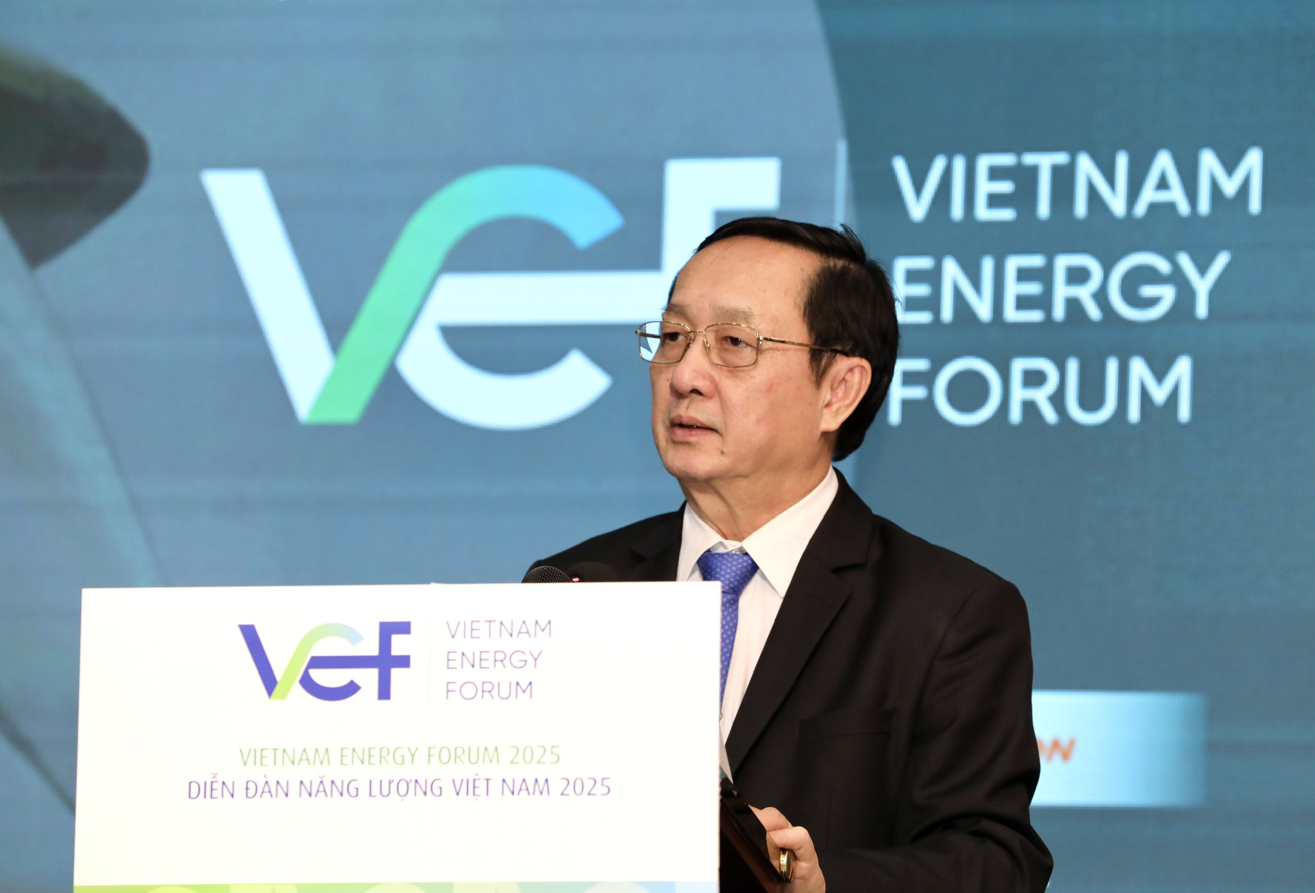 Năng lượng là yếu tố then chốt, quyết định khả năng phát triển bền vững của quốc gia
