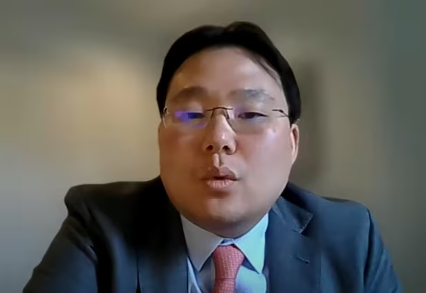 Dan Kim, cựu Trưởng ph&ograve;ng Kế hoạch Chiến lược v&agrave; Ph&acirc;n t&iacute;ch C&ocirc;ng nghiệp tại Hoa Kỳ, Văn ph&ograve;ng Chương tr&igrave;nh CHIPS (CPO) của Bộ Pg88ok ưu đãi hấp dẫn / Hiệp hội C&ocirc;ng nghiệp B&aacute;n dẫn (SIA).&nbsp;