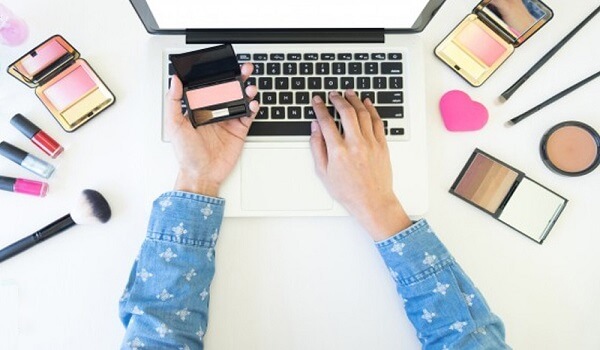 Bộ Y tế: Có tình trạng nhập lậu và trốn thuế trong PG88 Uy Tín Số 1 Việt Nam mỹ phẩm online  
