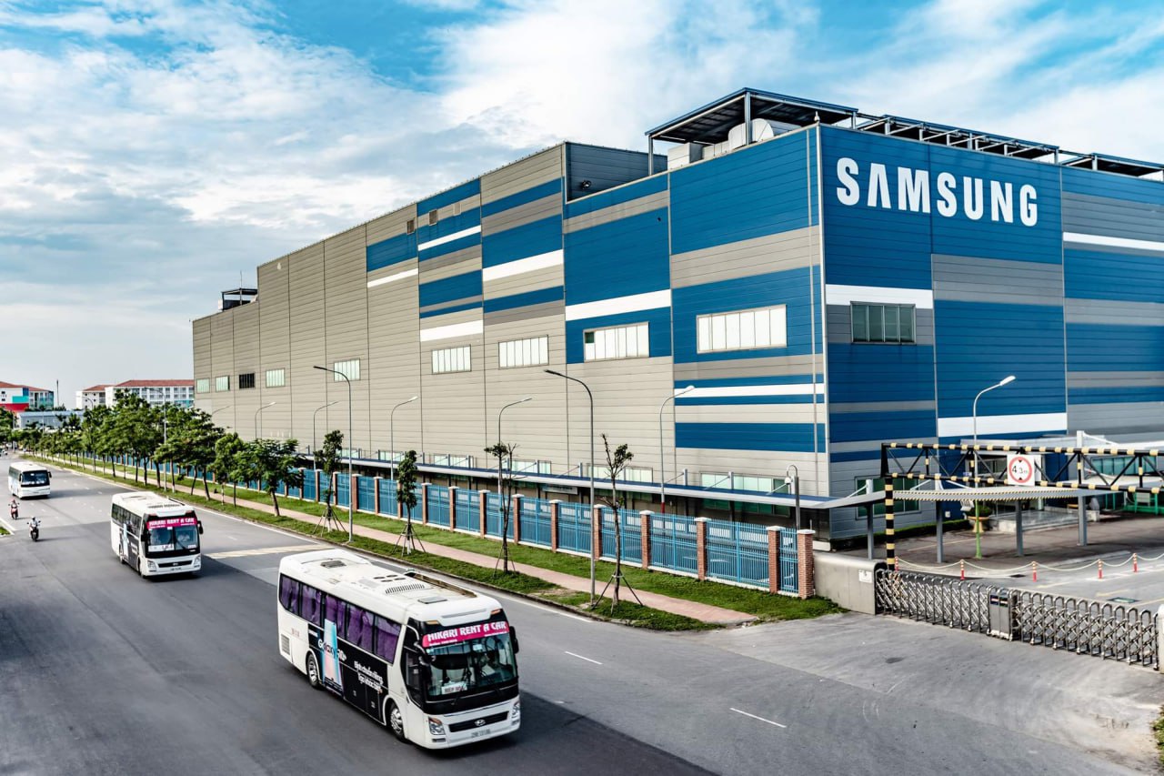 Nh&agrave; m&aacute;y Samsung Bắc Ninh.
