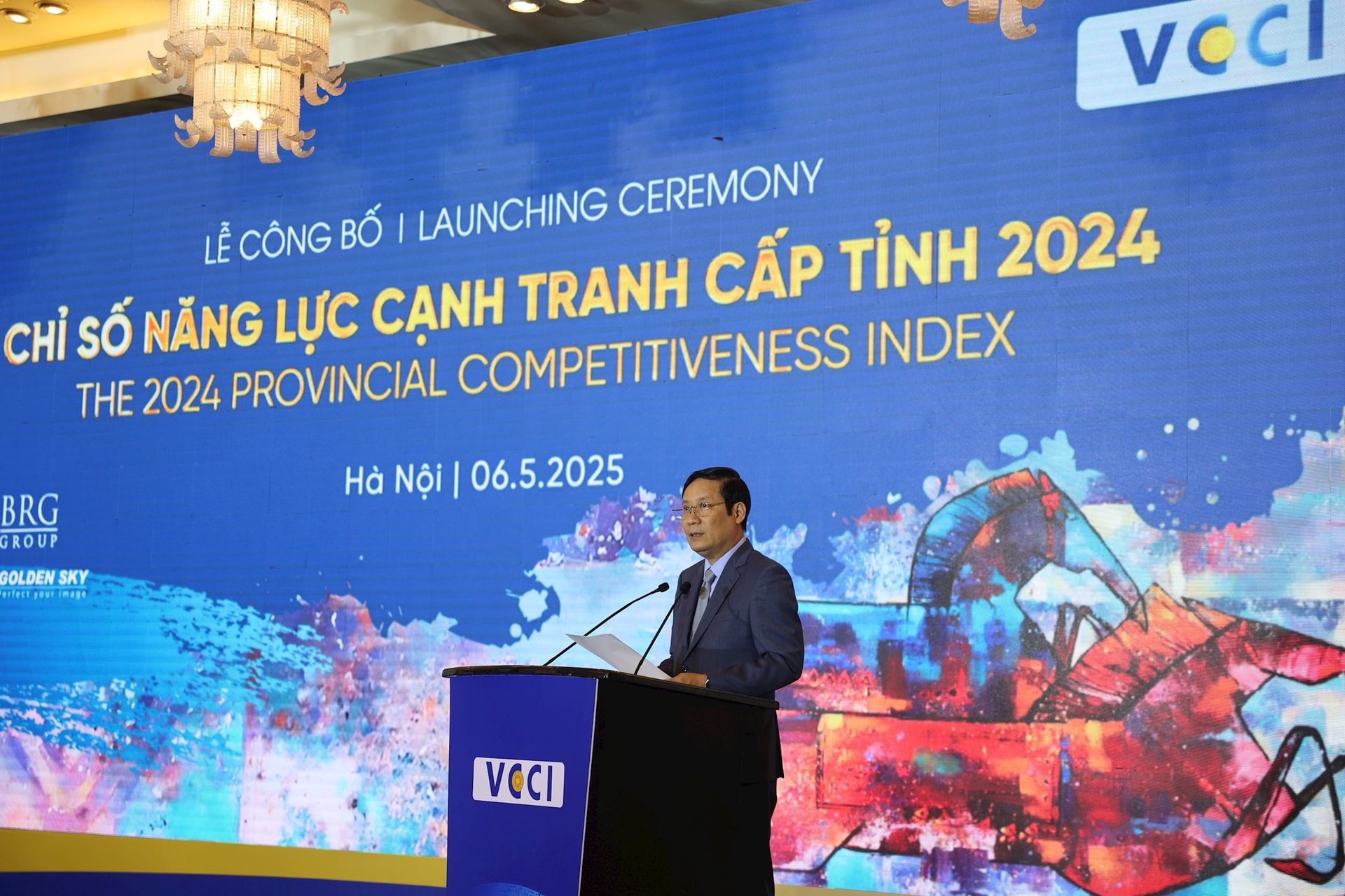 &Ocirc;ng Phạm Tấn C&ocirc;ng, Chủ tịch VCCI, ph&aacute;t biểu tại lễ c&ocirc;ng bố.
