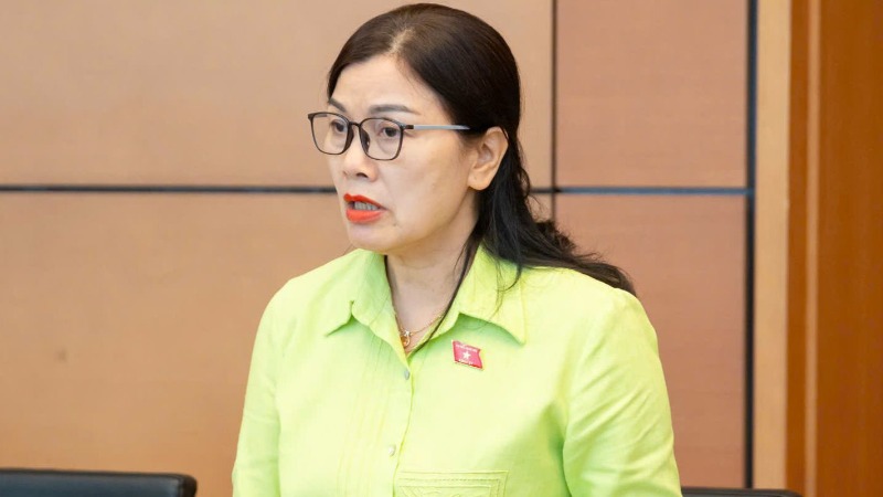 Đại biểu Nguyễn Thị Xu&acirc;n, đại biểu Link Trang Chủ PG88.Com Mới #2026 Đo&agrave;n Đắk Lắk, ph&aacute;t biểu &yacute; kiến tại phi&ecirc;n họp tổ chiều ng&agrave;y 16/5. Ảnh: Phạm Thắng.