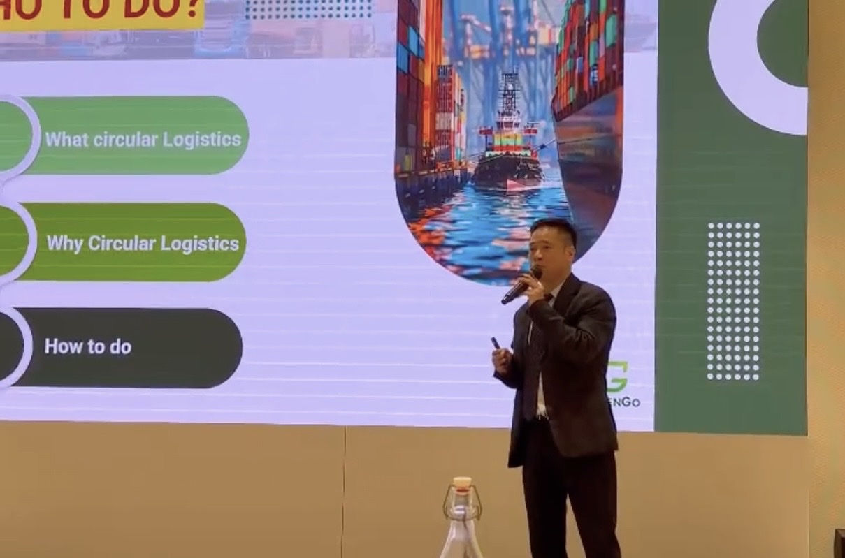 &Ocirc;ng Phạm Hoài Trung, Chủ tịch C&ocirc;ng ty TNHH C&ocirc;ng nghệ Azitech & Greengo Sustainable Consultant, chia sẻ tại hội thảo.