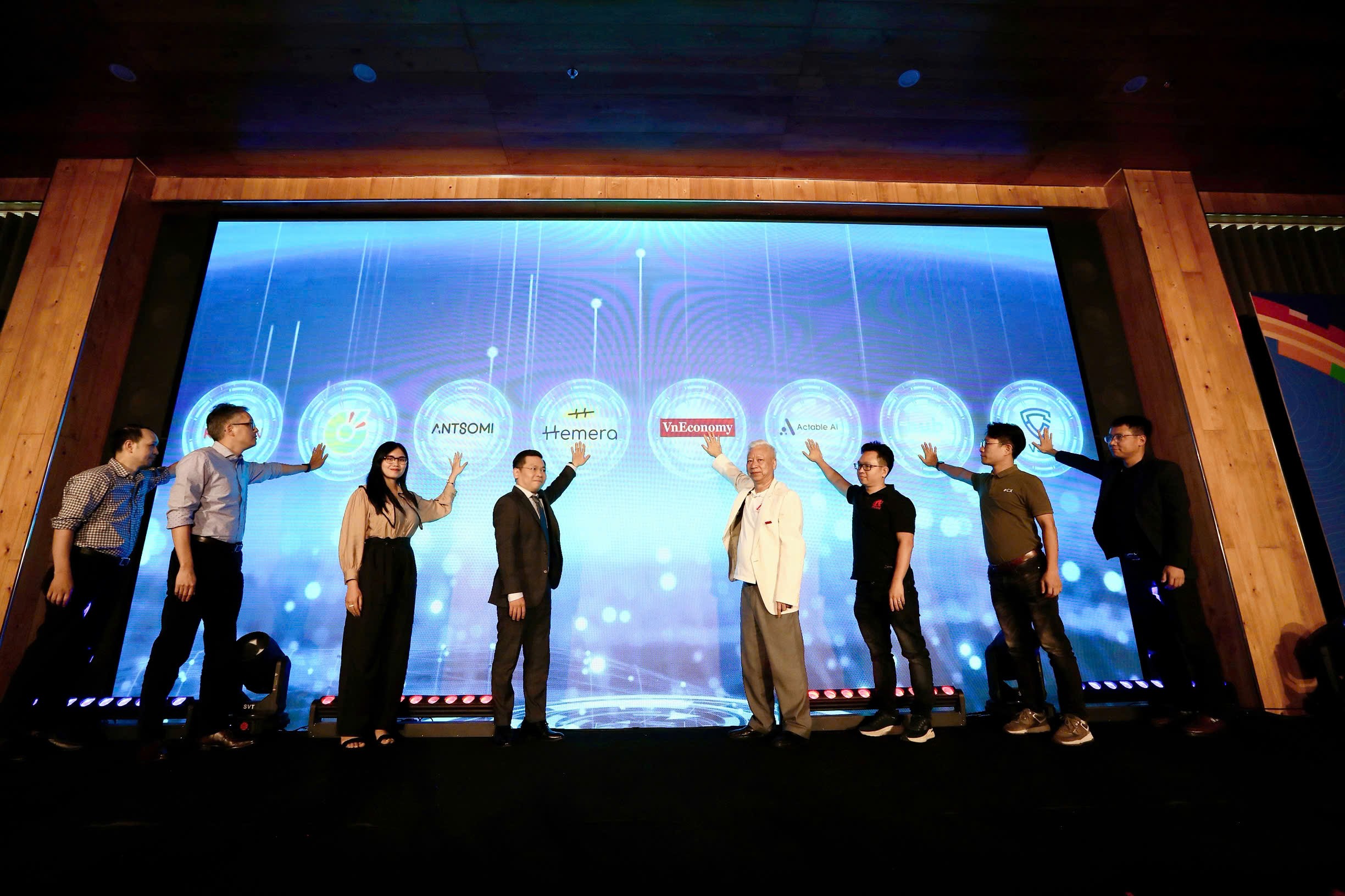 Li&ecirc;n minh Khoa học Dữ liệu v&agrave; Tr&iacute; tuệ nh&acirc;n tạo với hạt nh&acirc;n l&agrave; Li&ecirc;n doanh Marcom AI Platform mang sứ mệnh kết nối v&agrave; tạo điều kiện hợp t&aacute;c, x&acirc;y dựng một nền Link Trang Chủ PG88.Com Mới #2026 dữ liệu v&agrave; ứng dụng AI h&ugrave;ng mạnh, g&oacute;p phần đưa Việt Nam trở th&agrave;nh trung t&acirc;m đổi mới s&aacute;ng tạo trong khu vực.