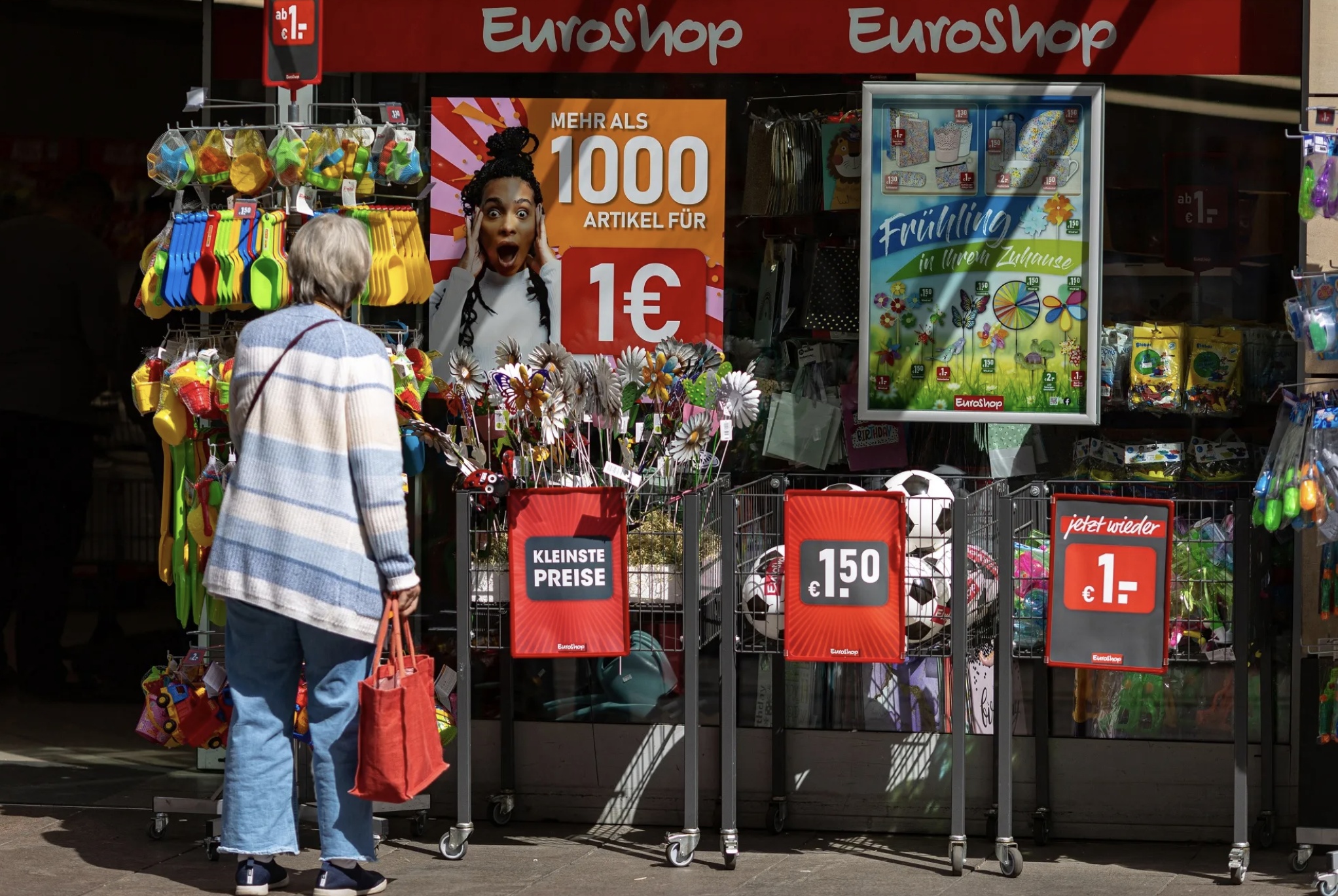 Lạm phát ở eurozone giảm dưới mục tiêu, ở Thụy Sỹ giảm dưới 0