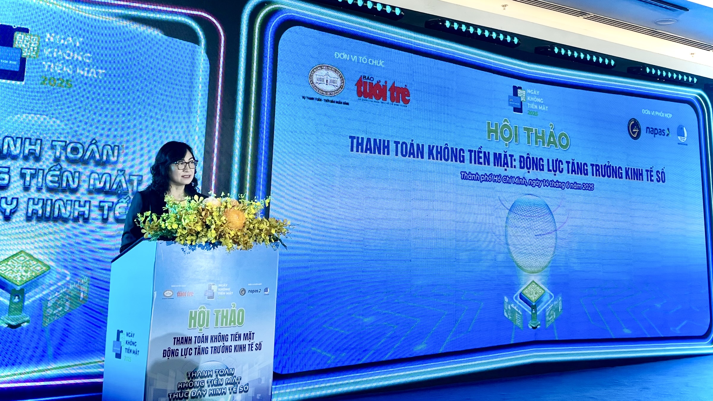 Thứ trưởng Bộ C&ocirc;ng Thương Phan Thị Thắng ph&aacute;t biểu chỉ đạo
