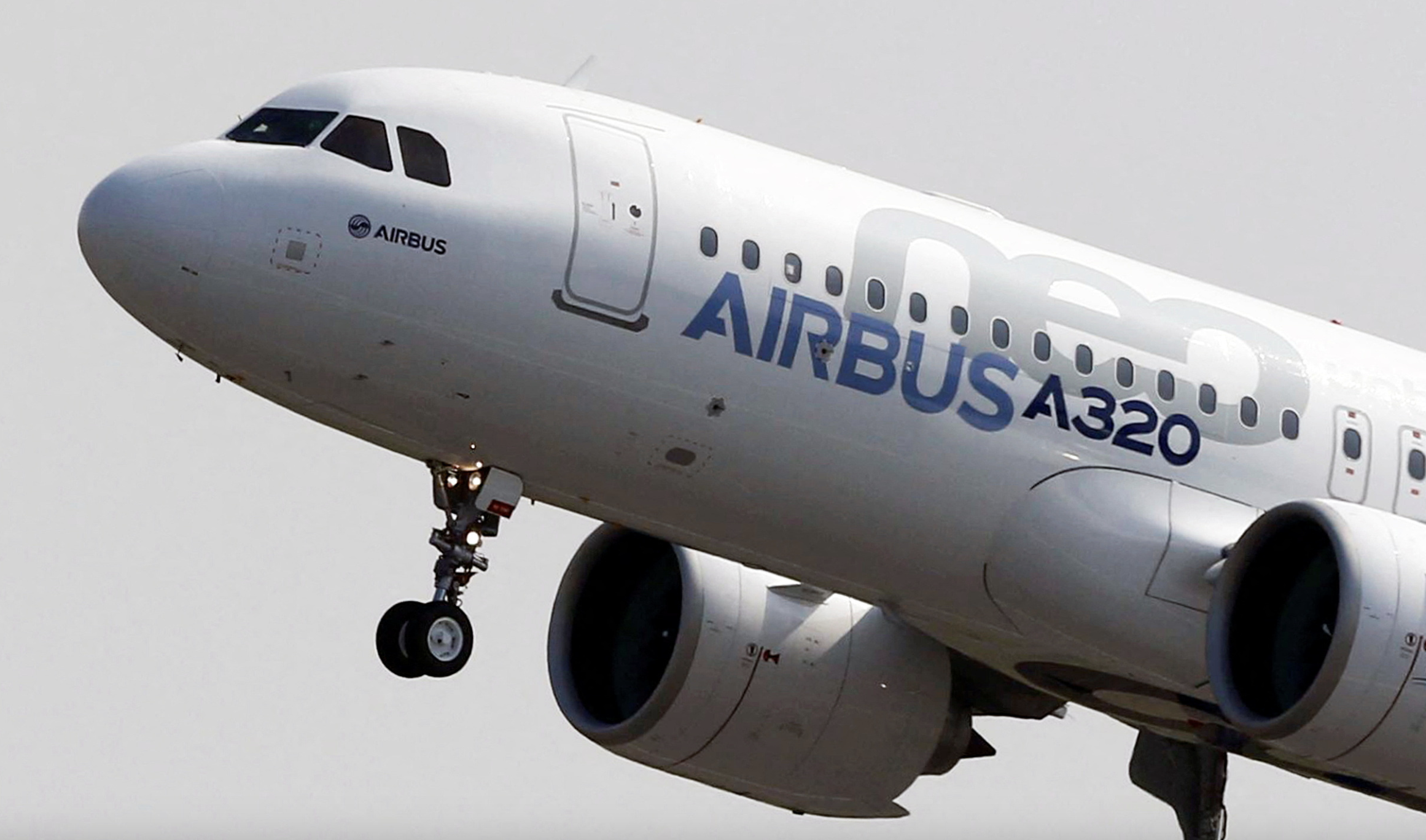 Boeing thu mình, Airbus tới tấp nhận đơn hàng ở triển lãm máy bay