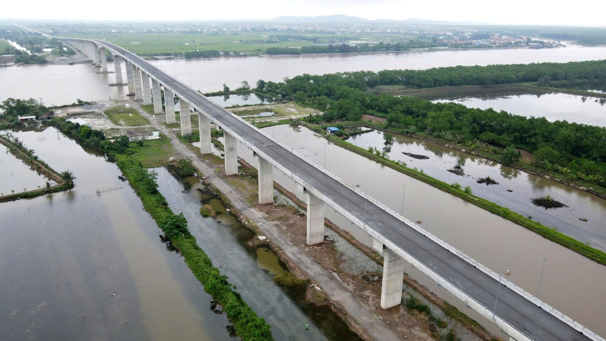 Cầu vượt sông Văn Úc thuộc Link Trang Chủ PG88.Com Mới #2026 BOT tuyến đường ven biển mà Hải Phòng thực hiện hoàn trả nhà đầu tư hơn 1.670 tỷ đồng.